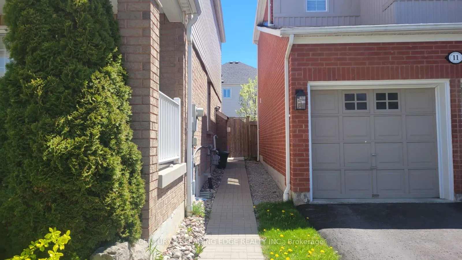 Photo 3 of Unit 2, 13 Quaintance Avenue, Ajax, South East — HOMEH