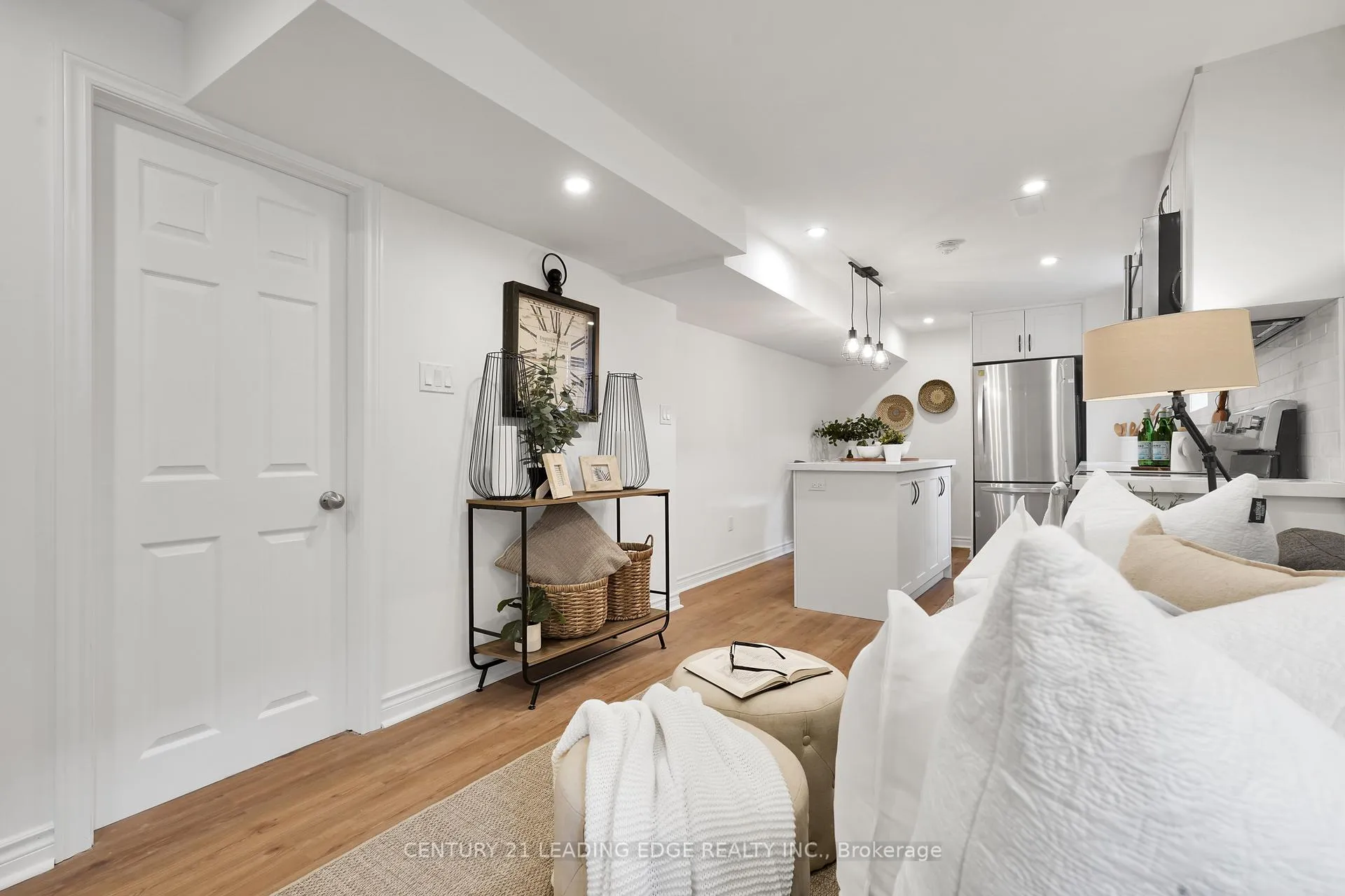 Photo 11 of Unit 2, 13 Quaintance Avenue, Ajax, South East — HOMEH