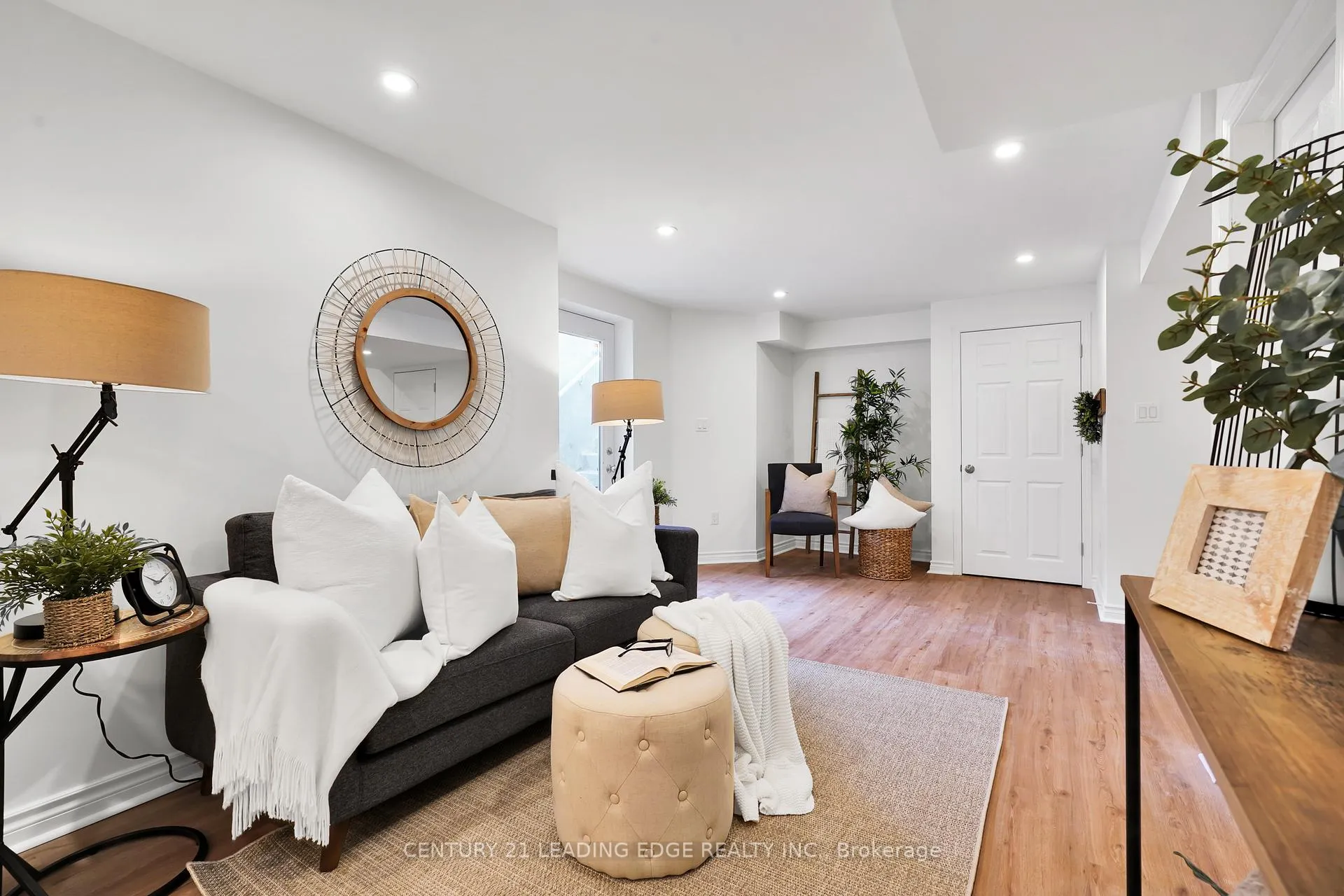 Photo 12 of Unit 2, 13 Quaintance Avenue, Ajax, South East — HOMEH