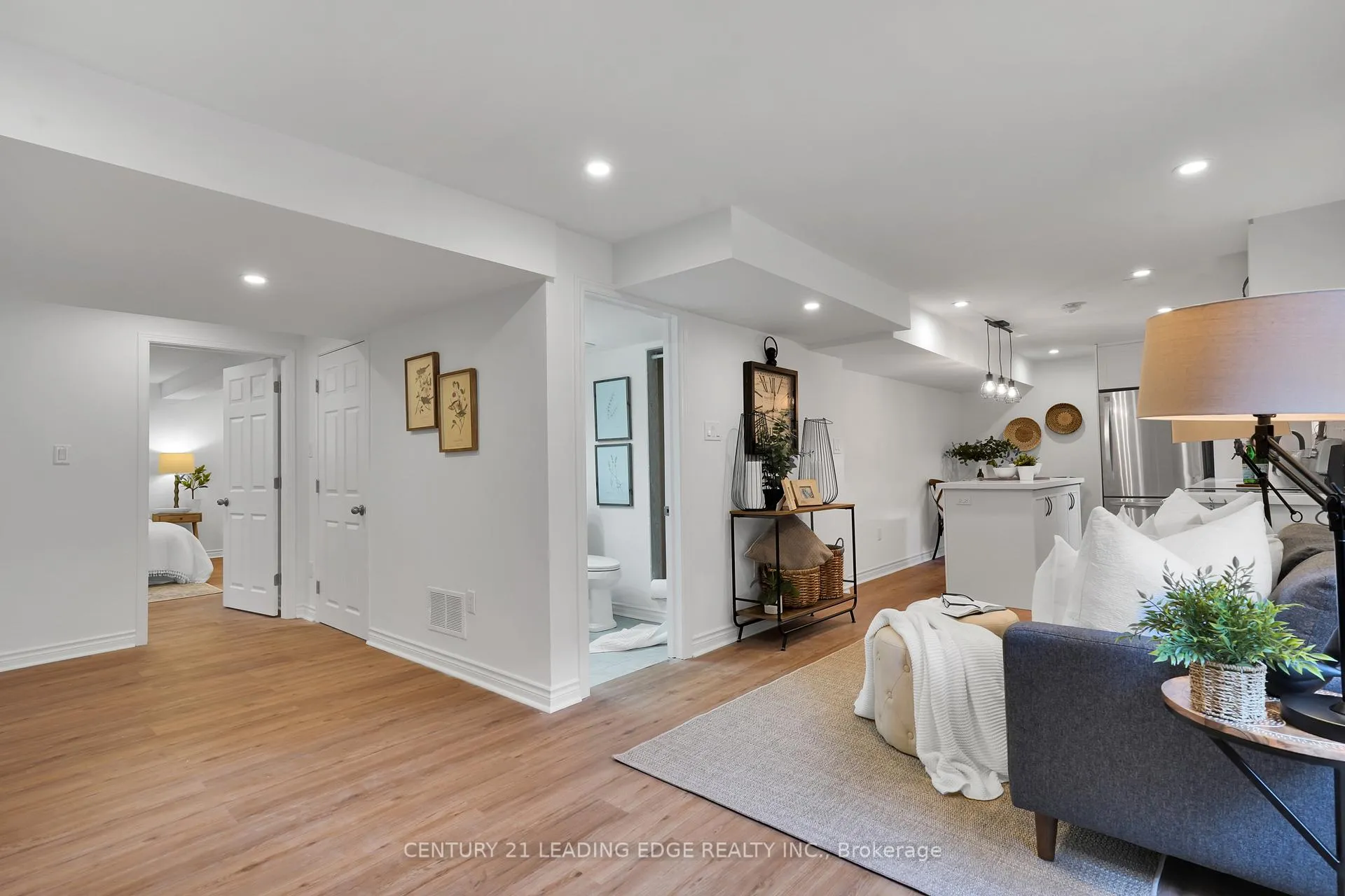 Photo 20 of Unit 2, 13 Quaintance Avenue, Ajax, South East — HOMEH