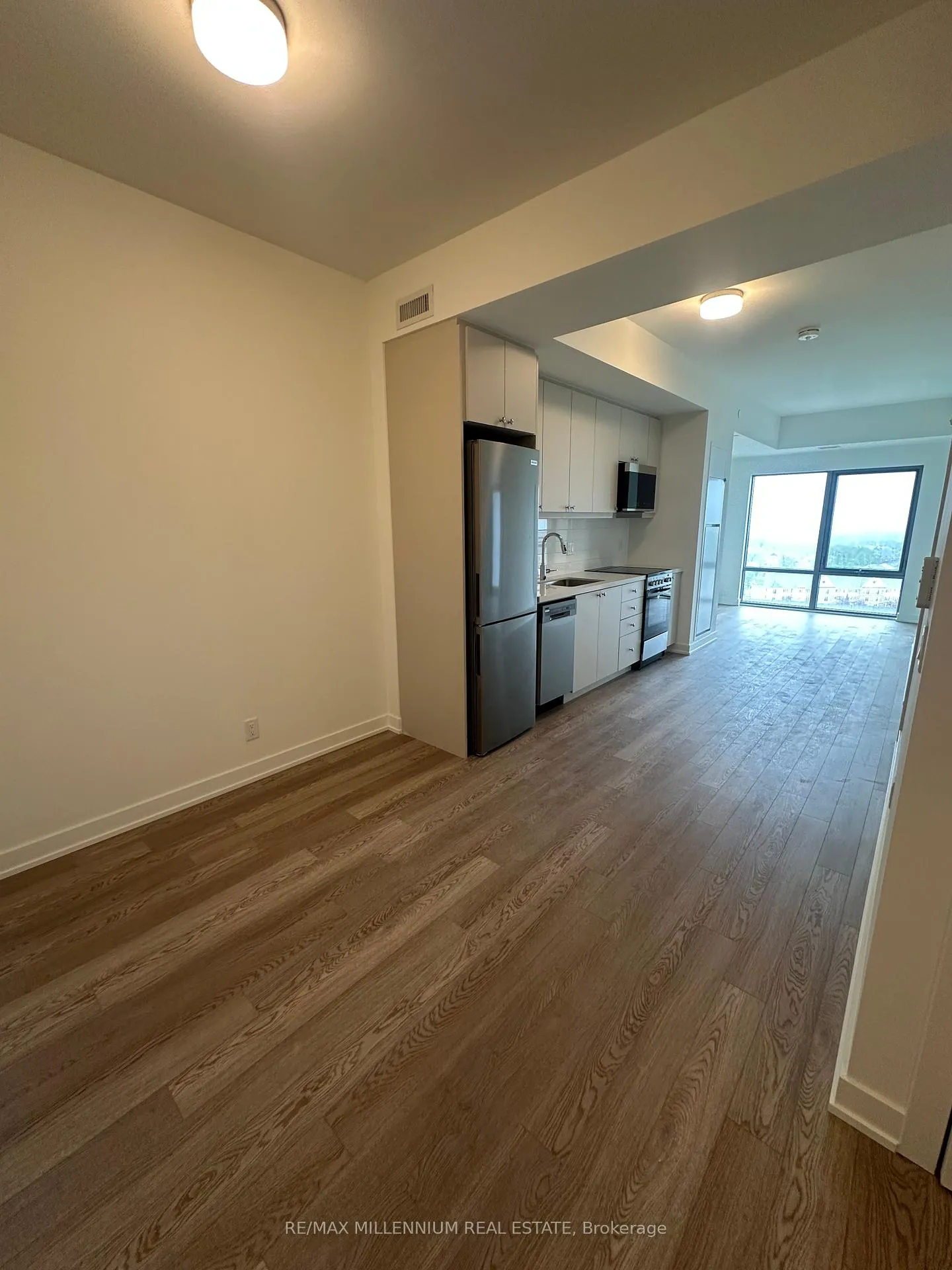 Photo 4 of Unit 1121, 51 Clarington Boulevard, Clarington, Bowmanville — HOMEH
