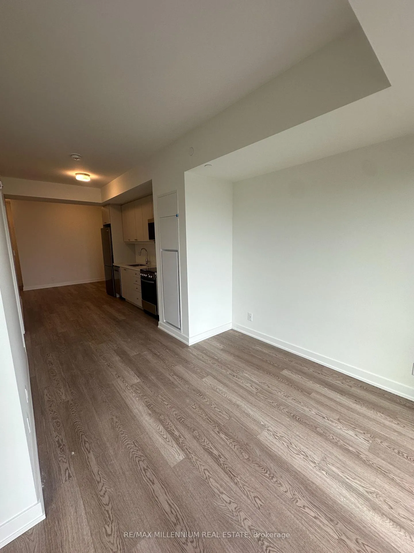 Photo 5 of Unit 1121, 51 Clarington Boulevard, Clarington, Bowmanville — HOMEH