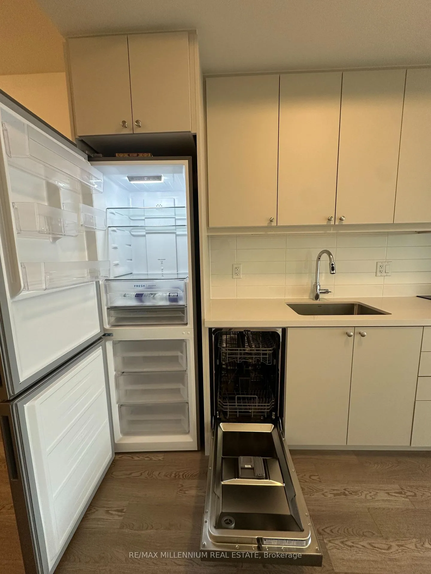 Photo 8 of Unit 1121, 51 Clarington Boulevard, Clarington, Bowmanville — HOMEH