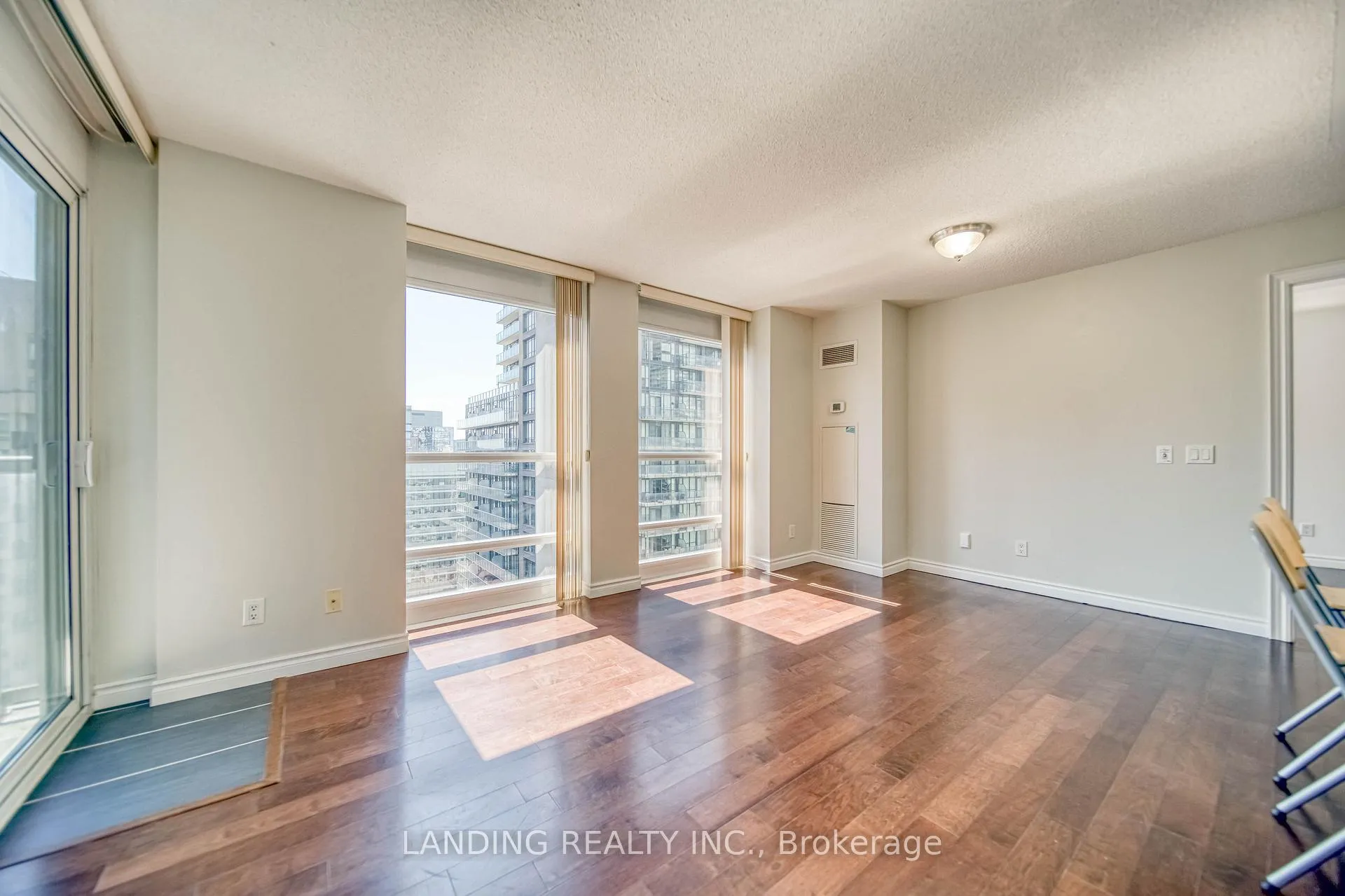 Photo 9 of Unit 2809, 763 Bay Street, Toronto, Bay Street Corridor — HOMEH