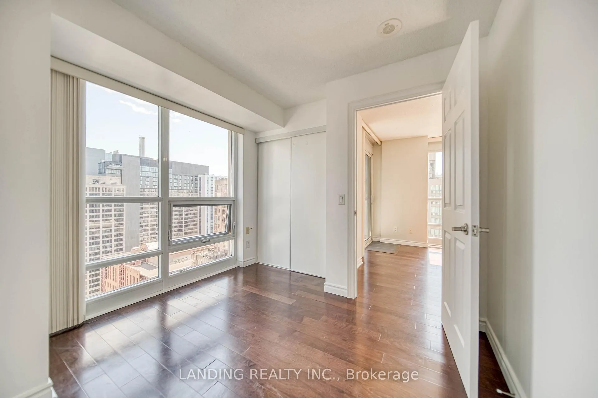 Photo 11 of Unit 2809, 763 Bay Street, Toronto, Bay Street Corridor — HOMEH