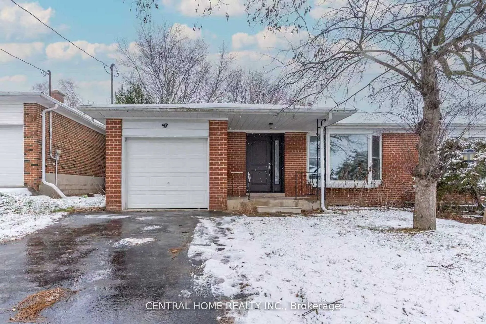 Front of Unit Bsmt, 47 Sherwood Forest Drive