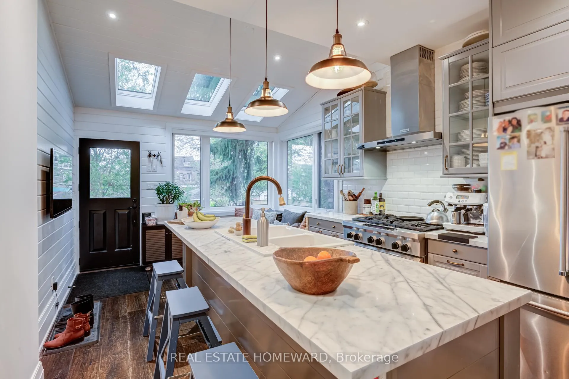 Photo 9 of 21 Sandford Avenue, Toronto, South Riverdale — HOMEH