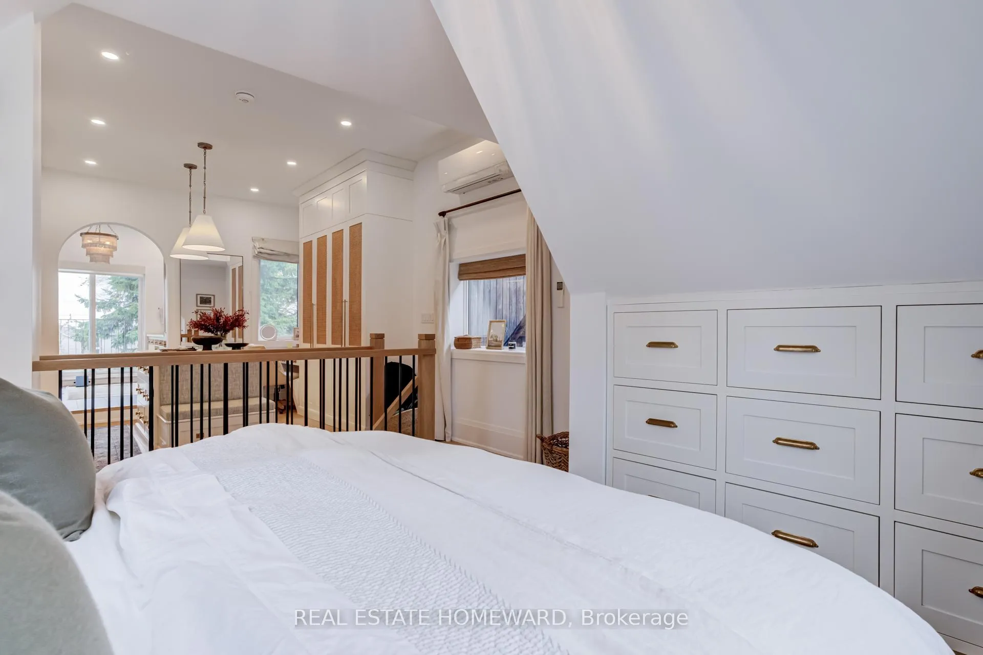 Photo 23 of 21 Sandford Avenue, Toronto, South Riverdale — HOMEH