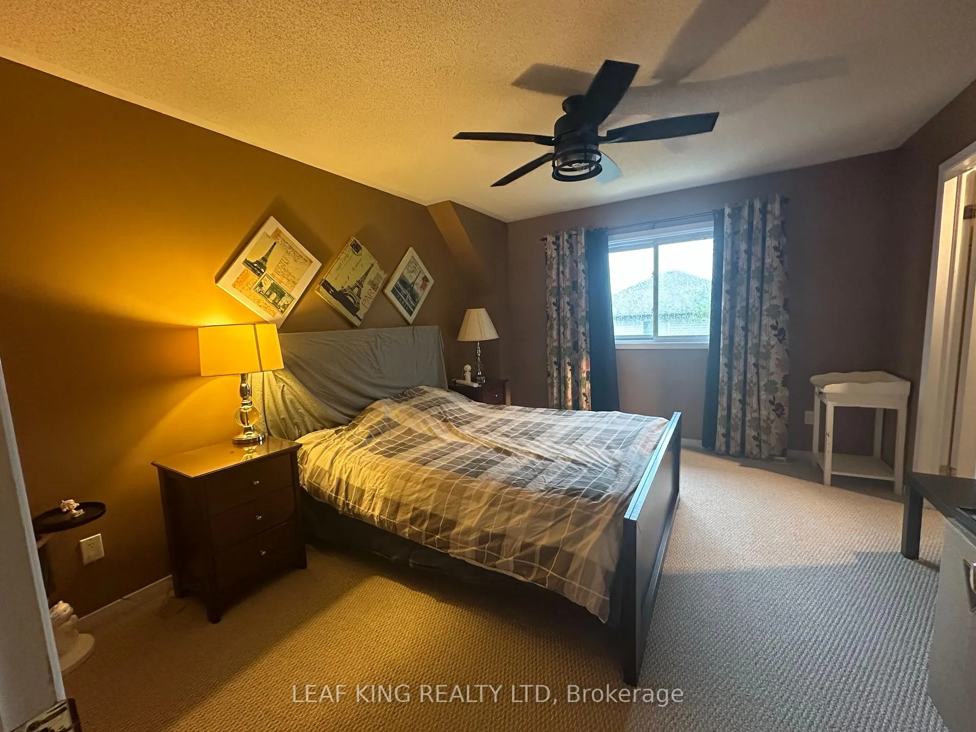 Photo 8 of 59 Grindstone Way, Hamilton, Waterdown — HOMEH