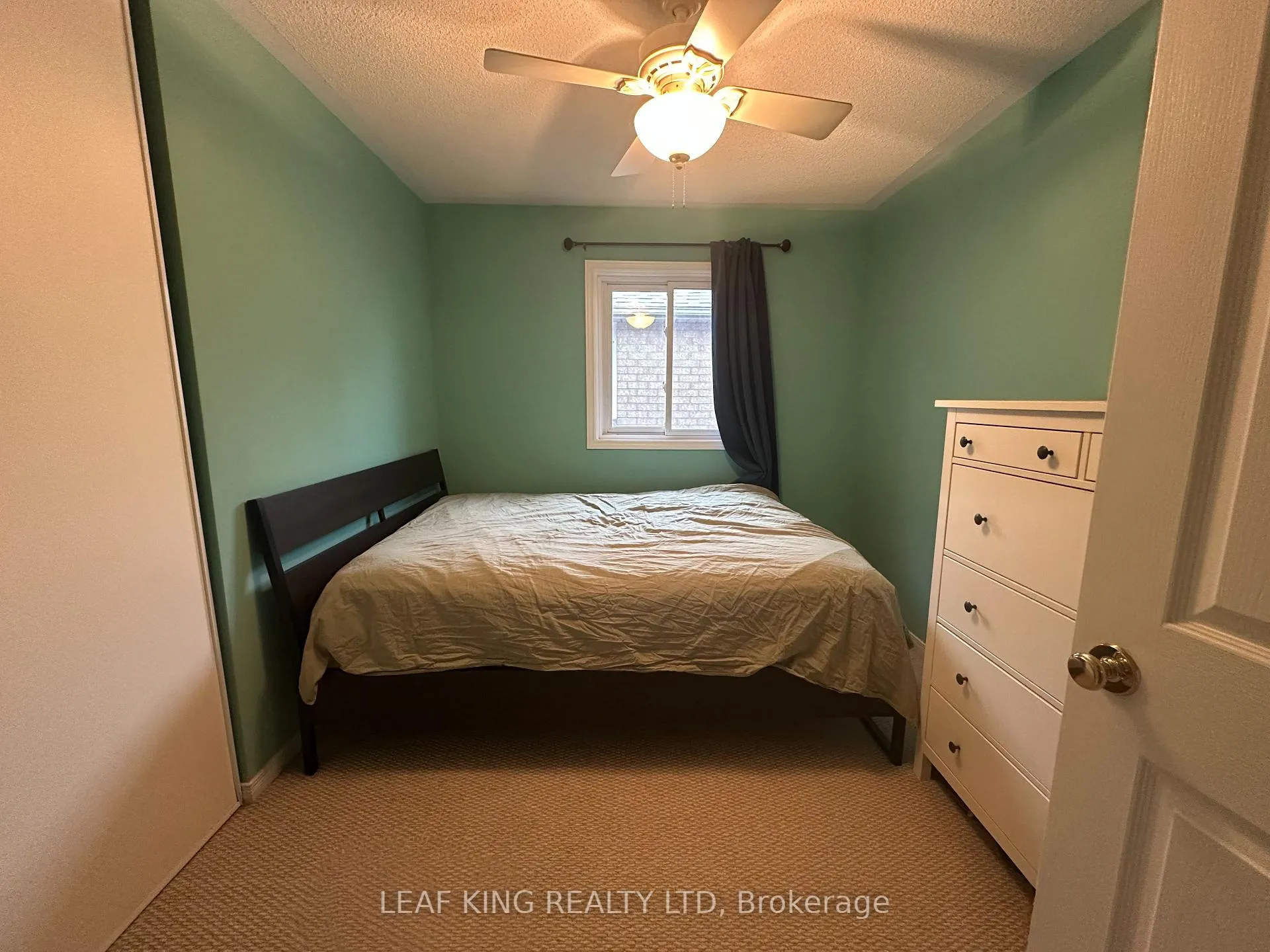 Photo 12 of 59 Grindstone Way, Hamilton, Waterdown — HOMEH