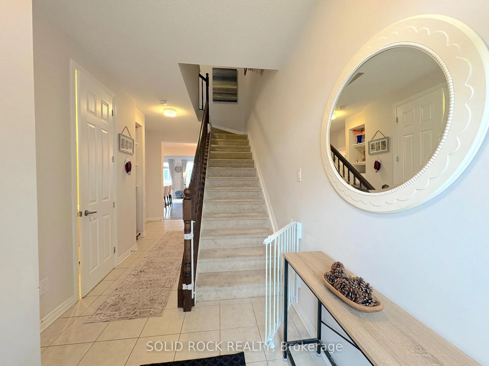 Photo 2 of 719 Derreen Avenue, Ottawa, Stittsville (North) — HOMEH