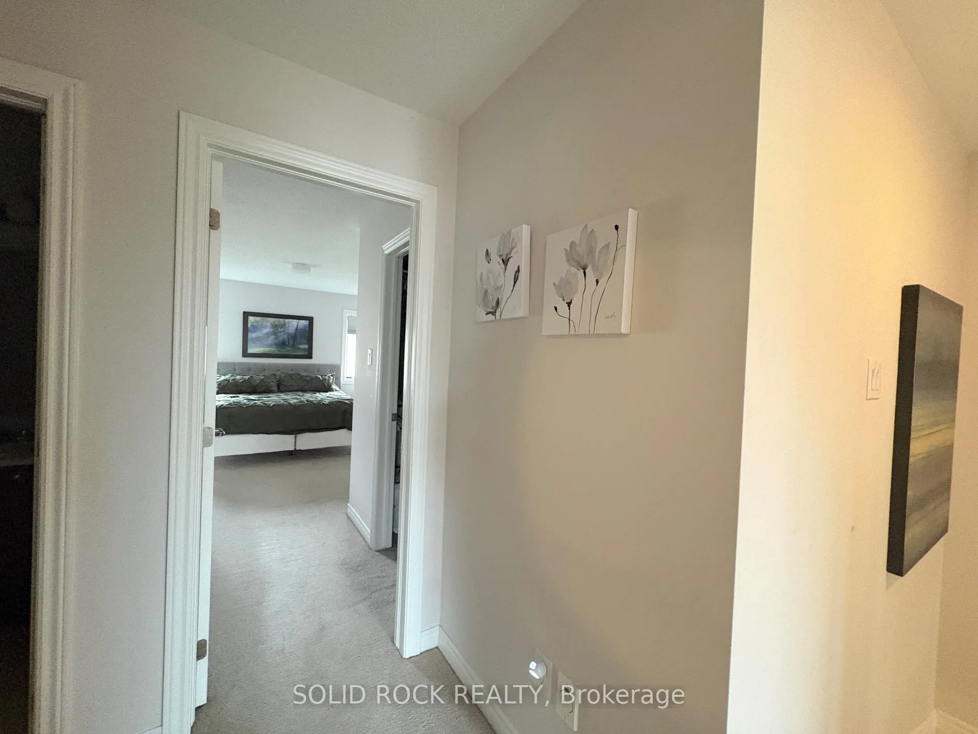 Photo 15 of 719 Derreen Avenue, Ottawa, Stittsville (North) — HOMEH