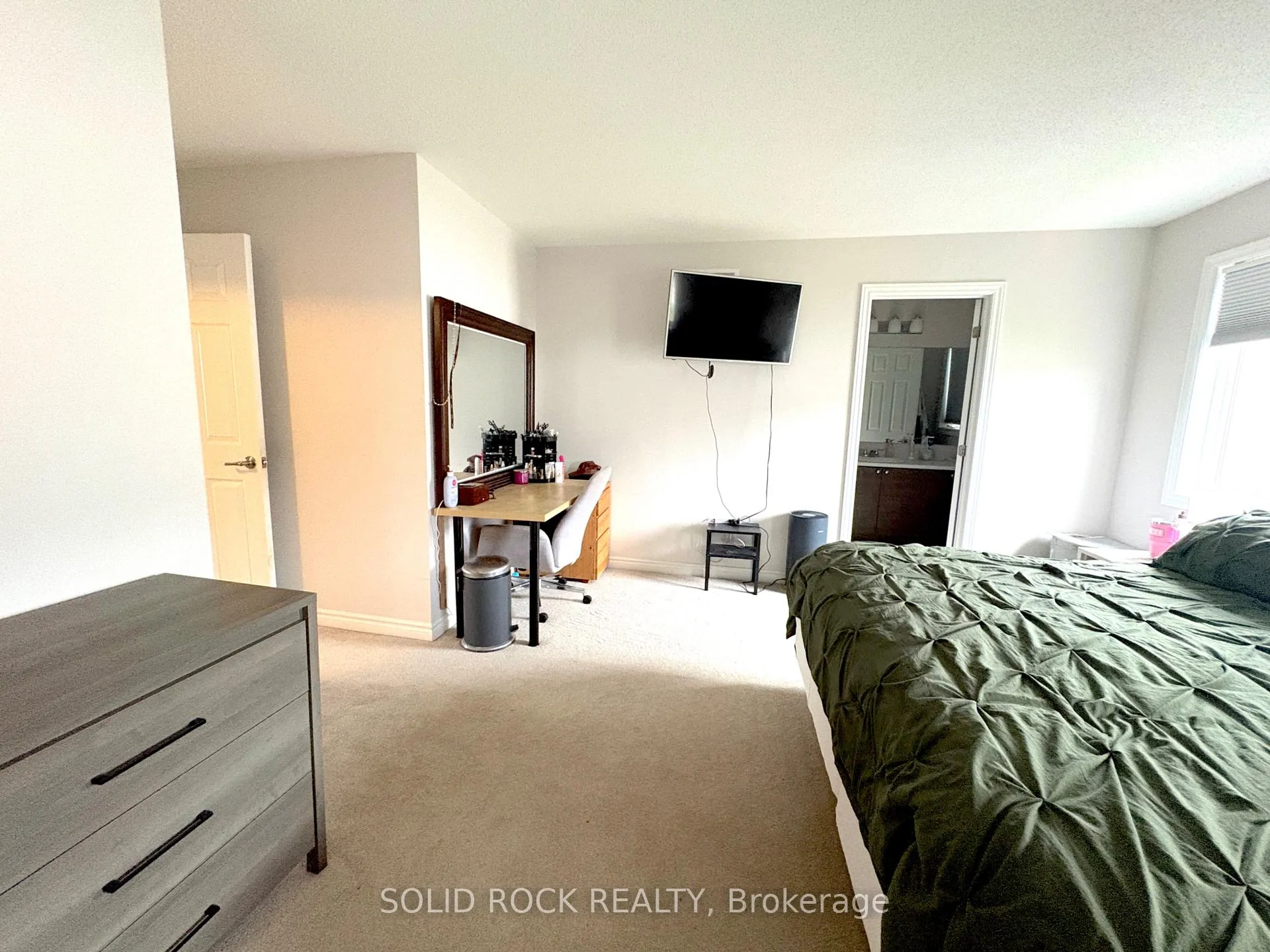 Photo 20 of 719 Derreen Avenue, Ottawa, Stittsville (North) — HOMEH