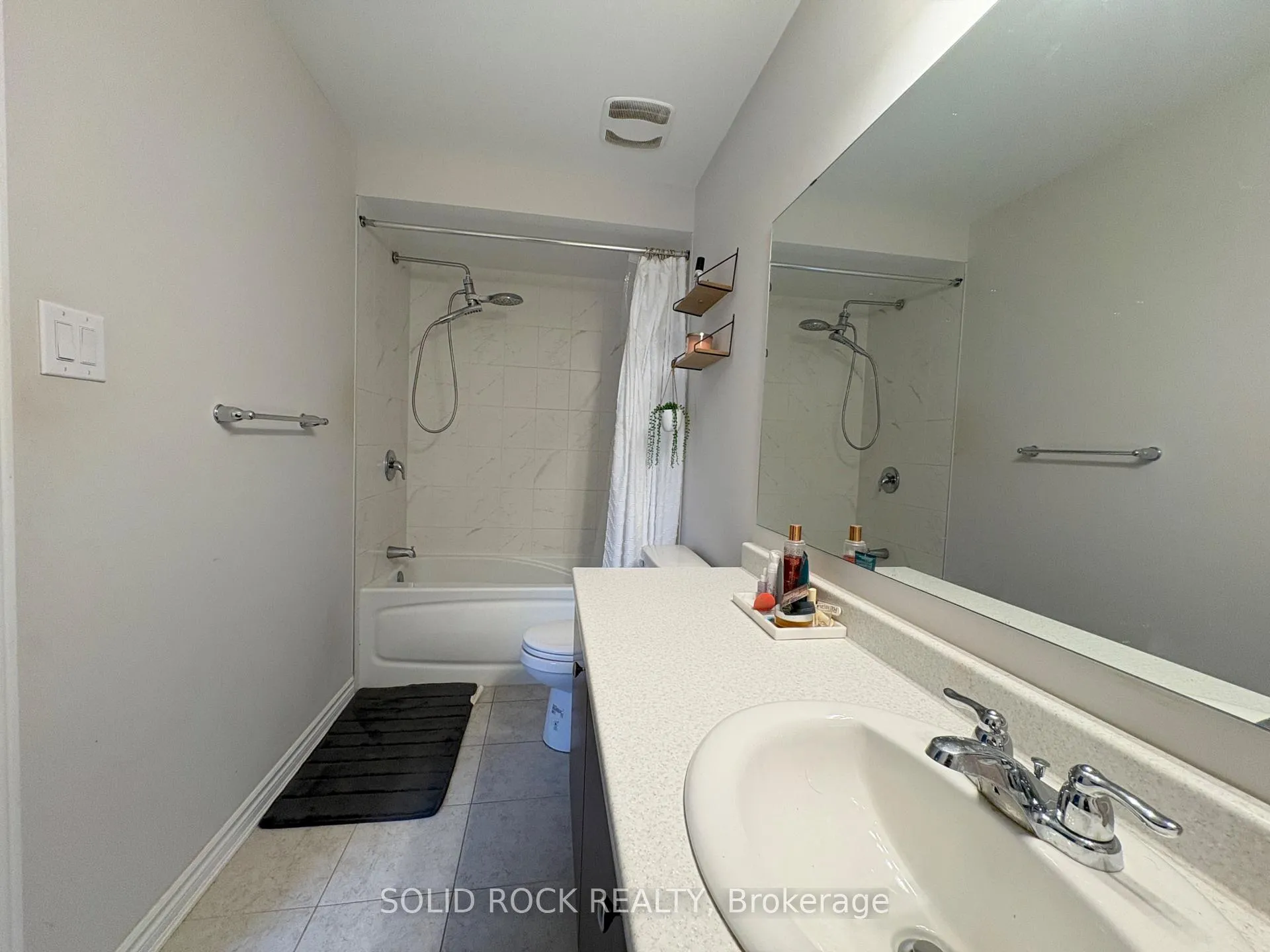 Photo 21 of 719 Derreen Avenue, Ottawa, Stittsville (North) — HOMEH