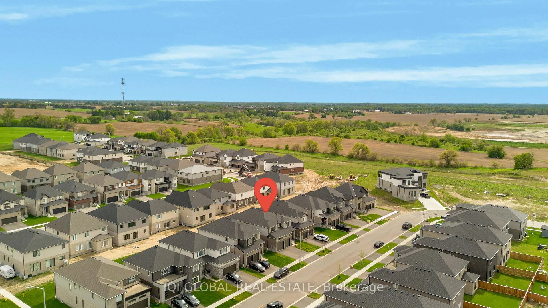 Photo 4 of 92 Sass Crescent, Brant, Paris — HOMEH