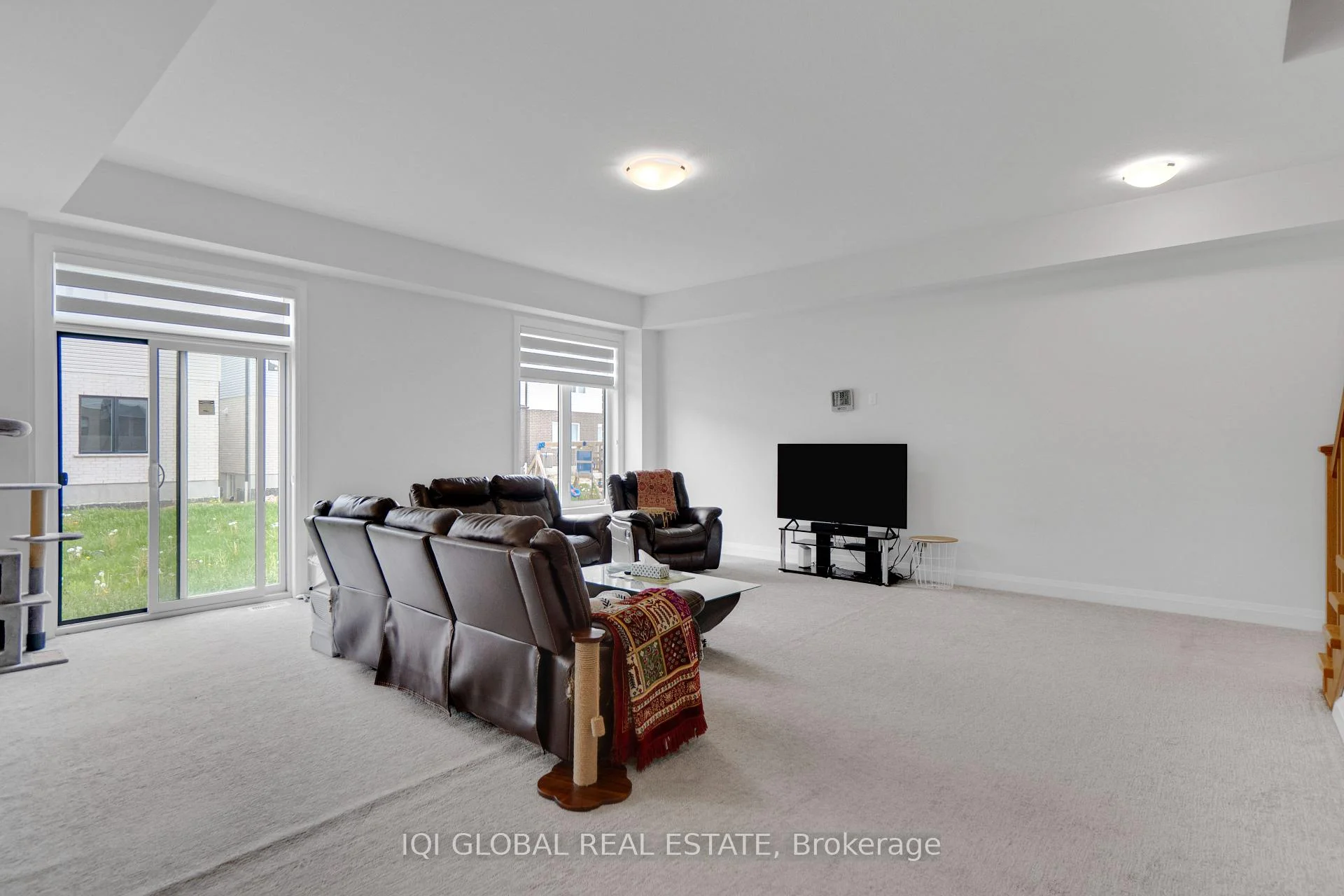 Photo 15 of 92 Sass Crescent, Brant, Paris — HOMEH
