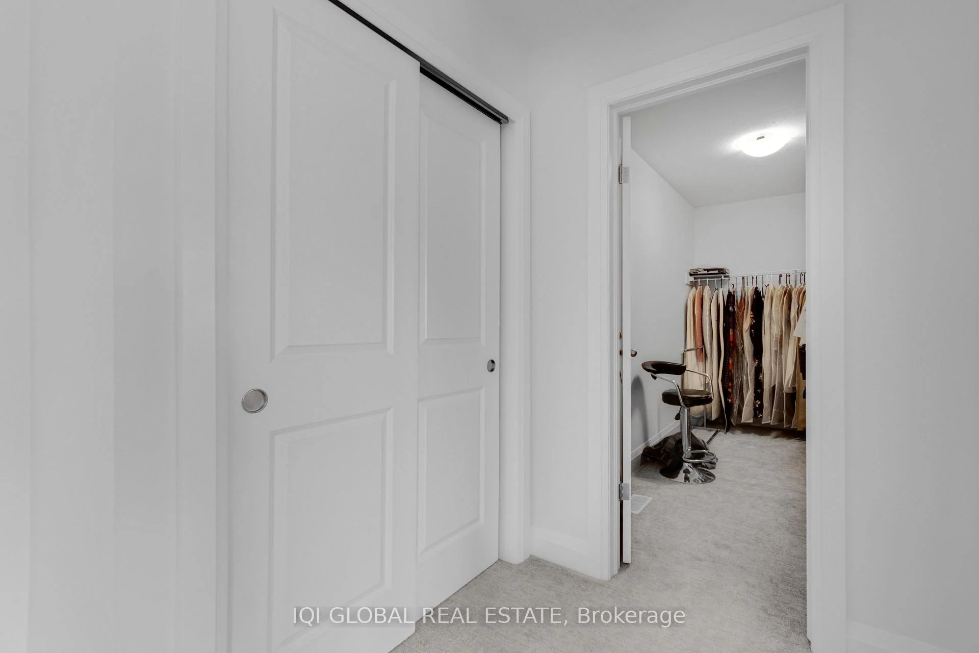 Photo 30 of 92 Sass Crescent, Brant, Paris — HOMEH