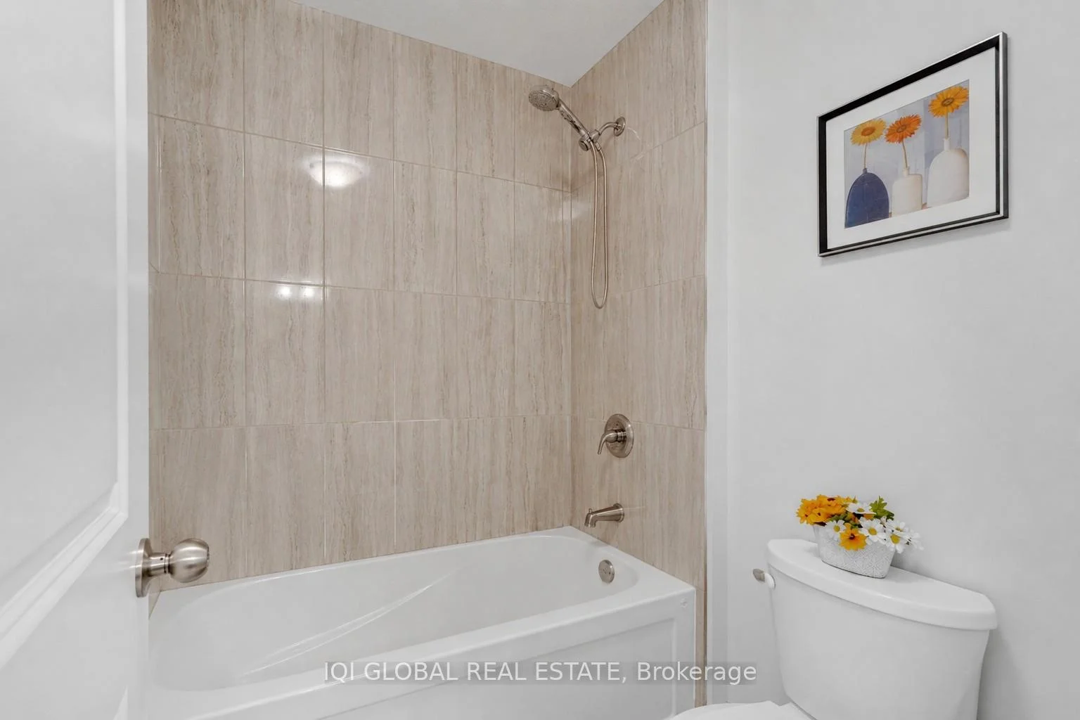 Photo 36 of 92 Sass Crescent, Brant, Paris — HOMEH
