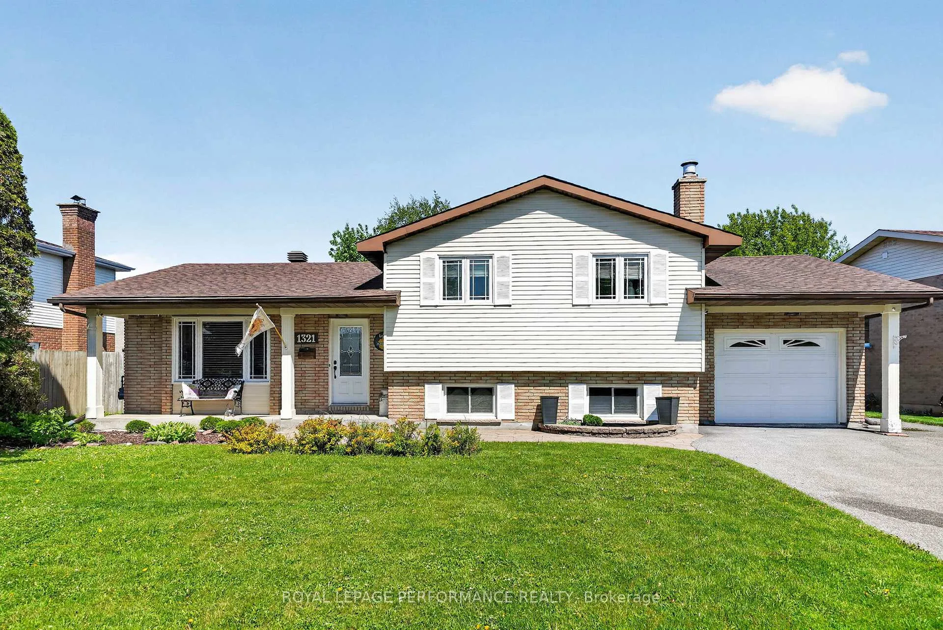 Photo 1 of 1321 Lochiel Street, Cornwall — HOMEH