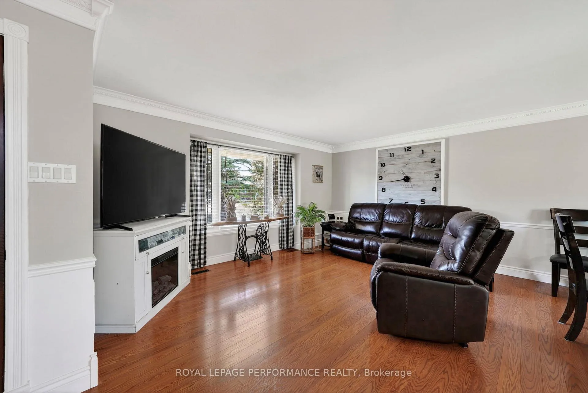 Photo 6 of 1321 Lochiel Street, Cornwall — HOMEH