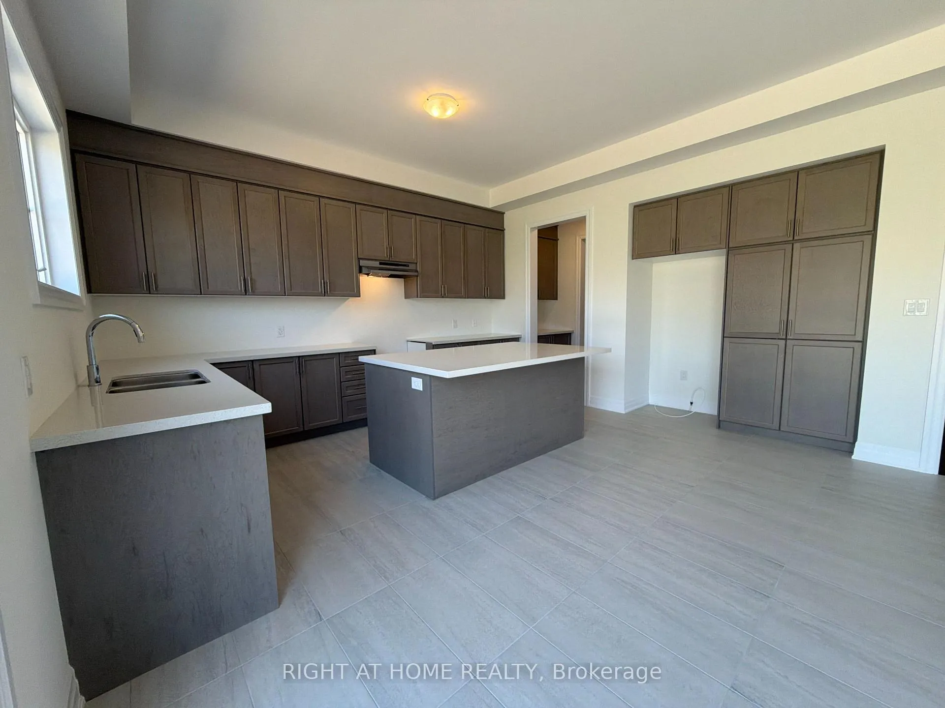 Photo 14 of 2127 Binbrook Drive, Oshawa, Kedron — HOMEH
