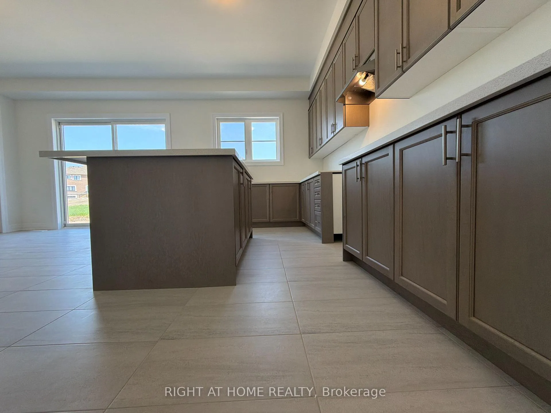 Photo 16 of 2127 Binbrook Drive, Oshawa, Kedron — HOMEH