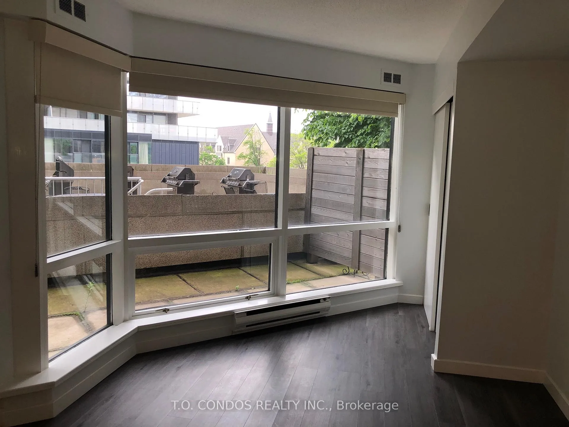 Photo 15 of Unit 318, 1001 Bay Street, Toronto, Bay Street Corridor — HOMEH