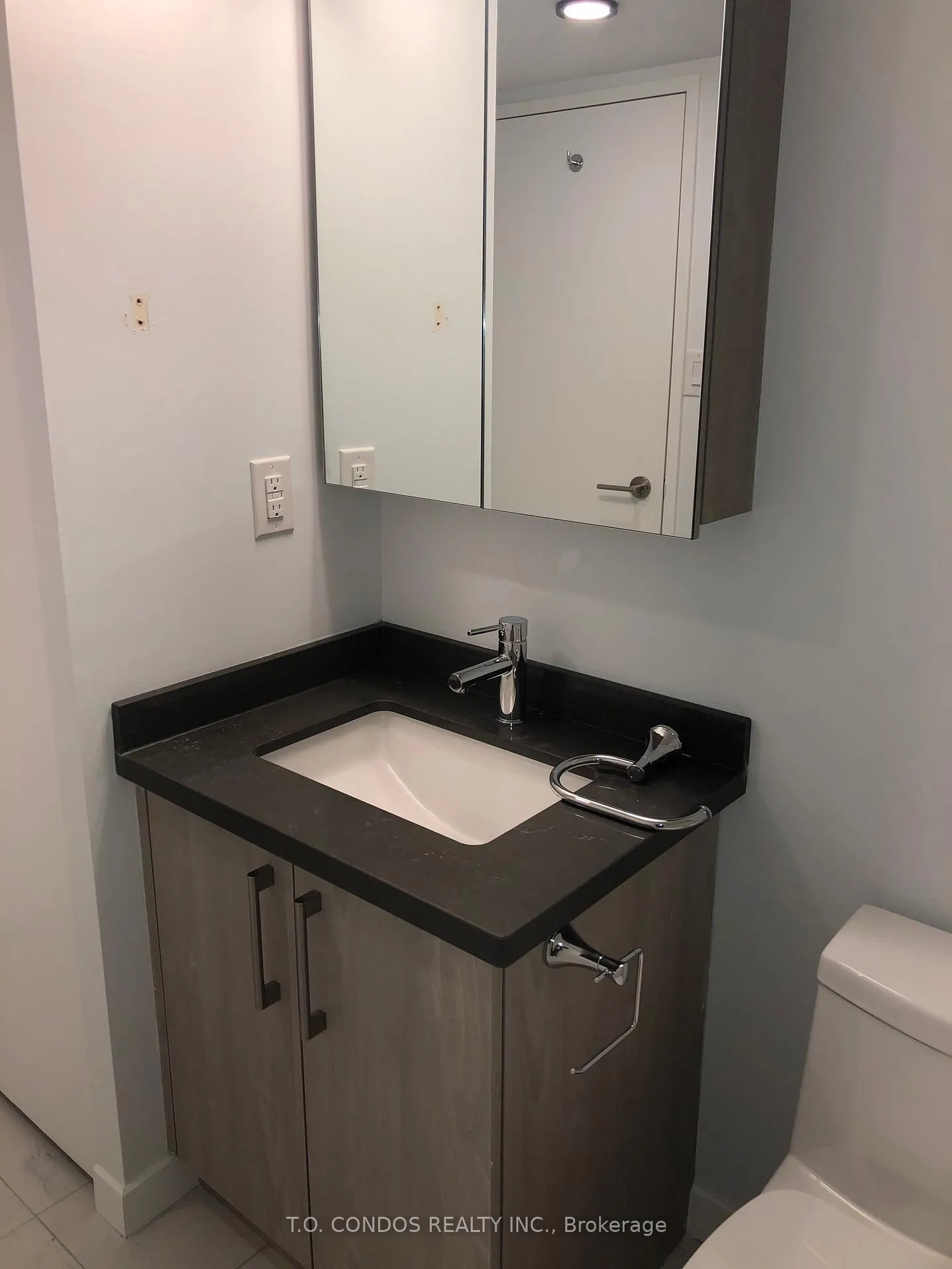 Photo 17 of Unit 318, 1001 Bay Street, Toronto, Bay Street Corridor — HOMEH