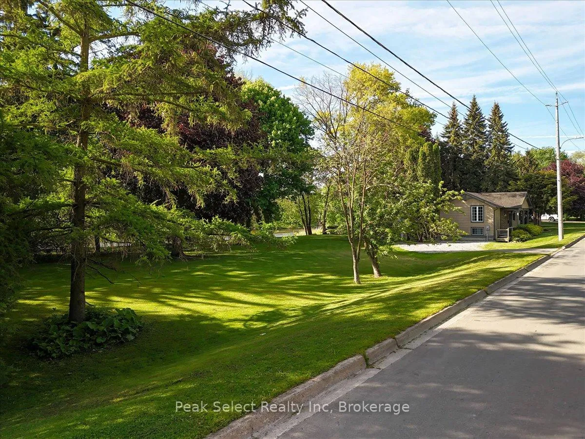 Photo 35 of 165 Thomas Street, St. Marys — HOMEH