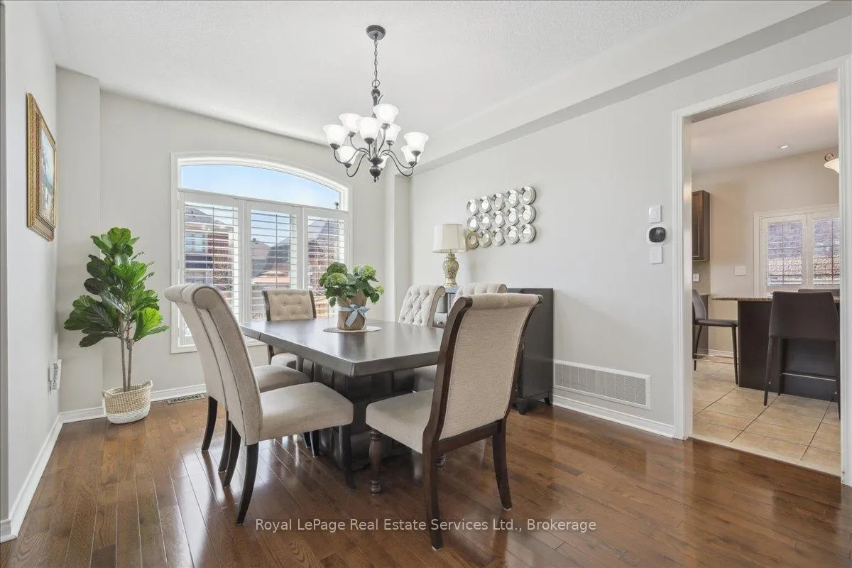 Photo 9 of 4737 Deforest Crescent, Burlington, Alton — HOMEH