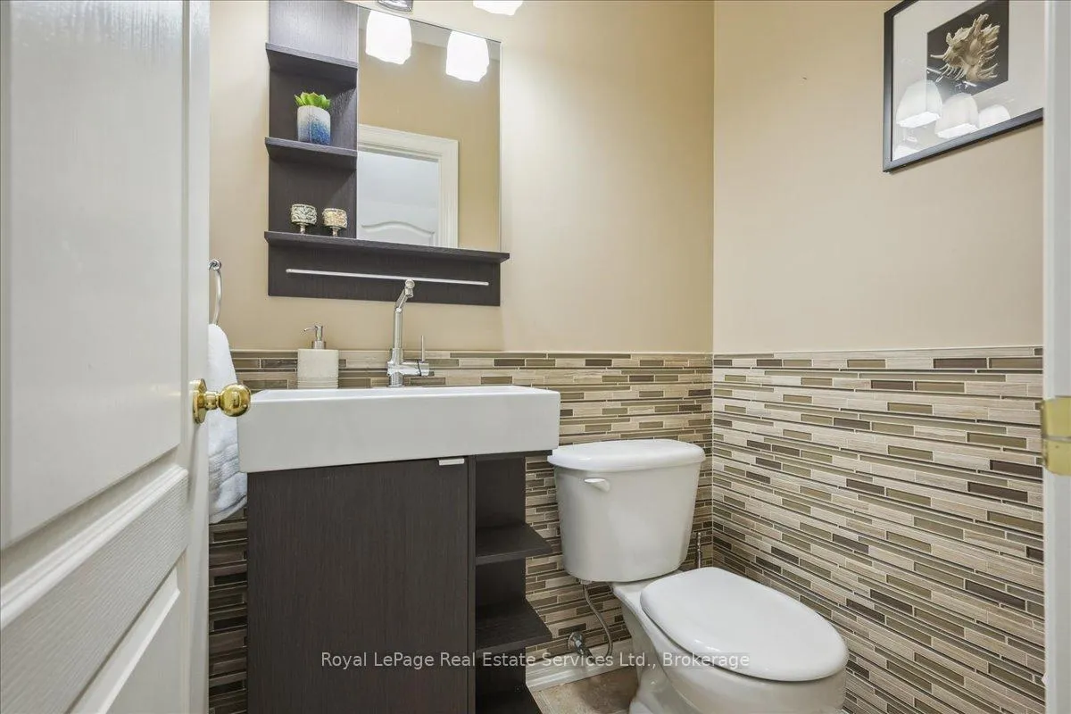 Photo 11 of 4737 Deforest Crescent, Burlington, Alton — HOMEH
