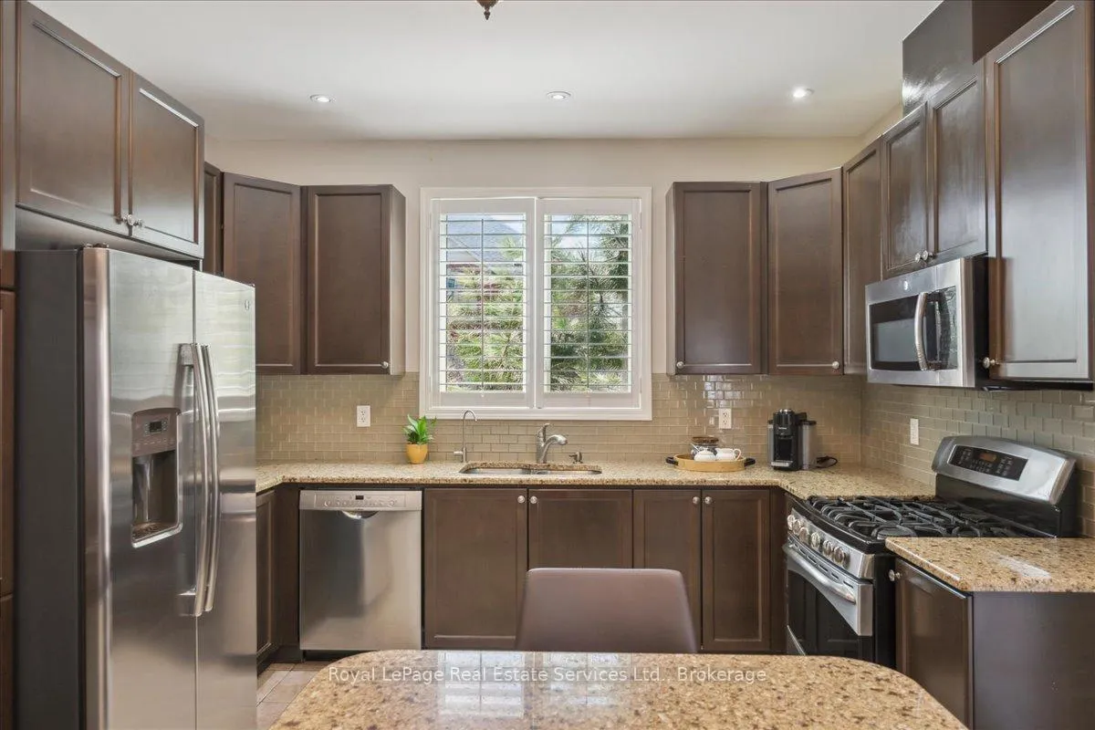 Photo 21 of 4737 Deforest Crescent, Burlington, Alton — HOMEH