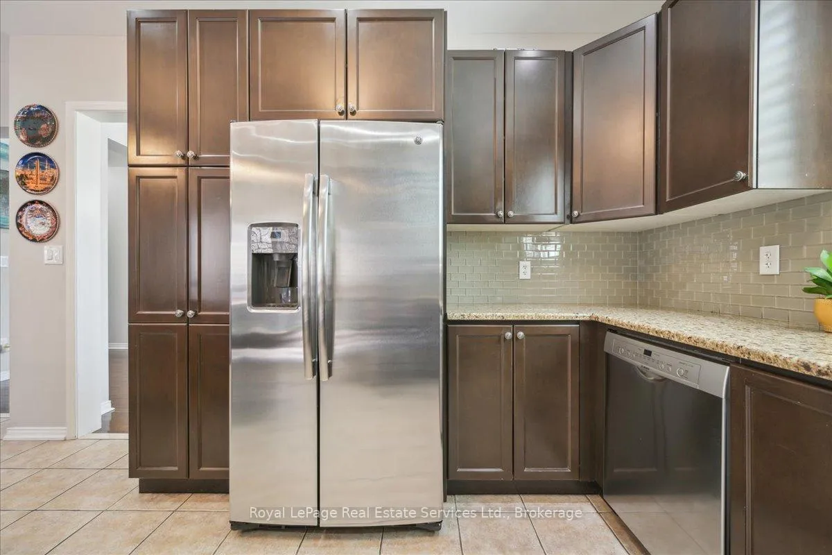 Photo 23 of 4737 Deforest Crescent, Burlington, Alton — HOMEH