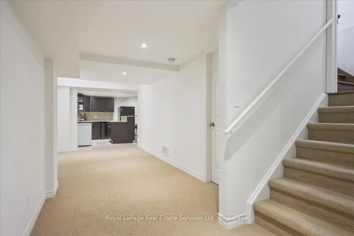 Photo 33 of 4737 Deforest Crescent, Burlington, Alton — HOMEH