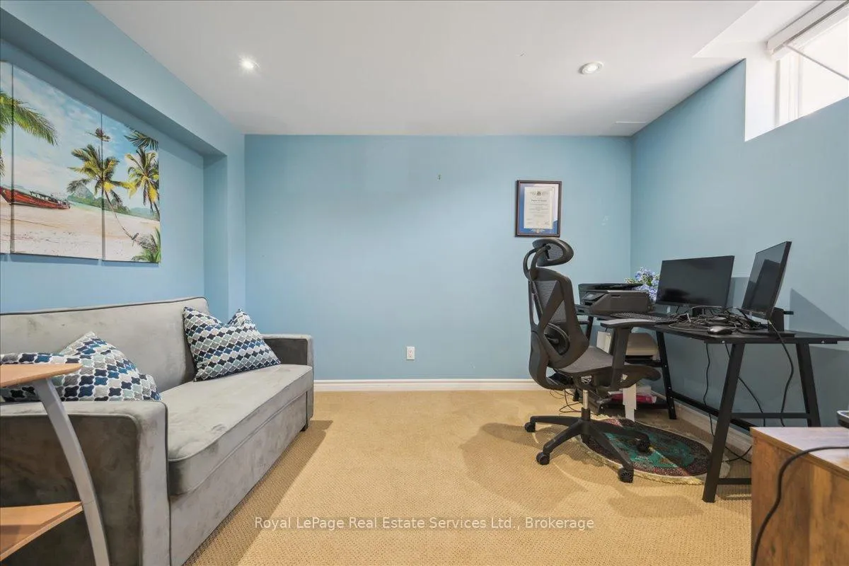 Photo 39 of 4737 Deforest Crescent, Burlington, Alton — HOMEH