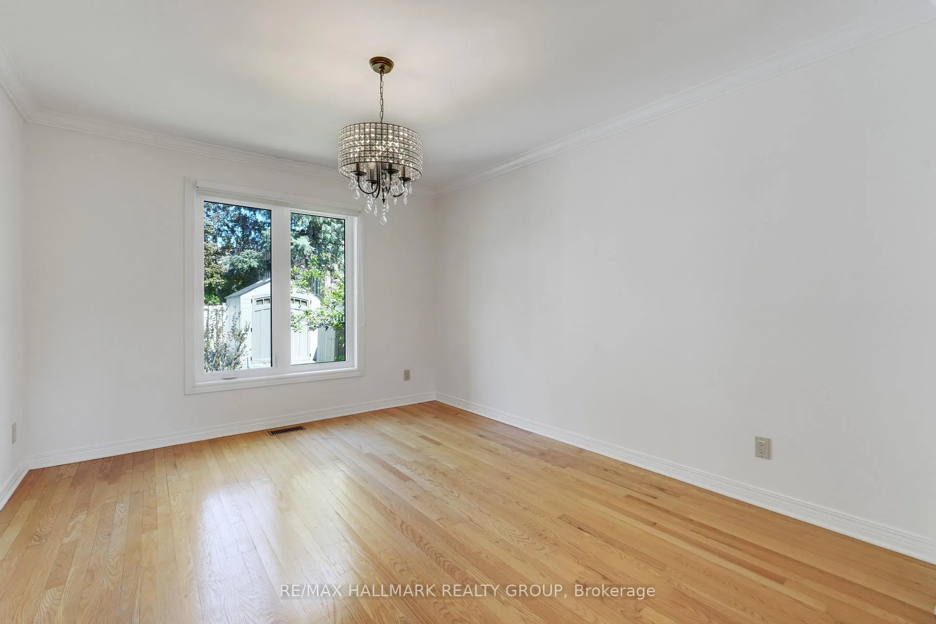 Photo 19 of 21 Dalecroft Crescent, Ottawa, Centrepointe — HOMEH