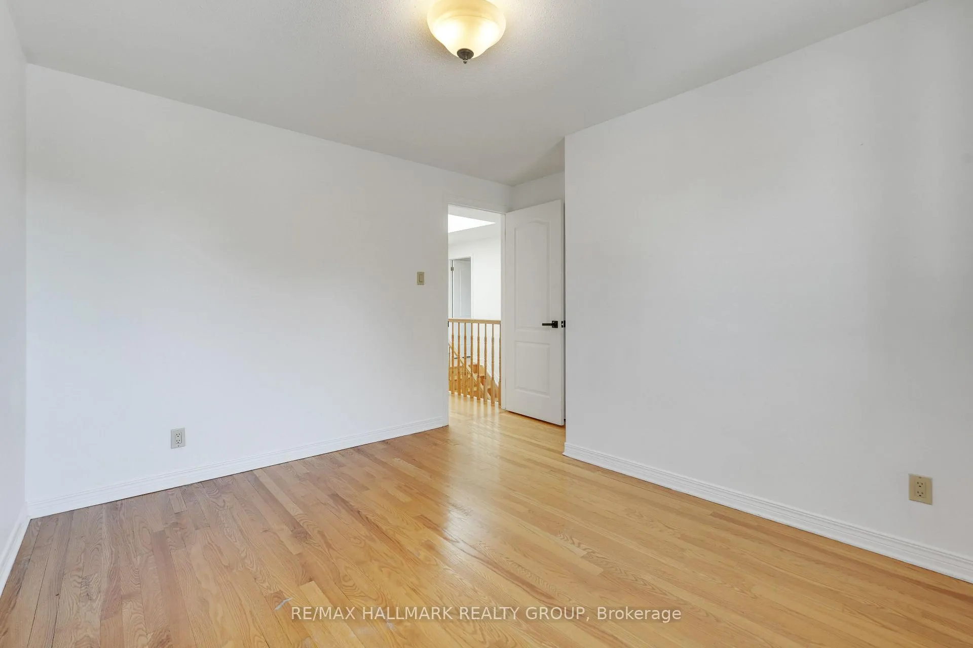 Photo 21 of 21 Dalecroft Crescent, Ottawa, Centrepointe — HOMEH