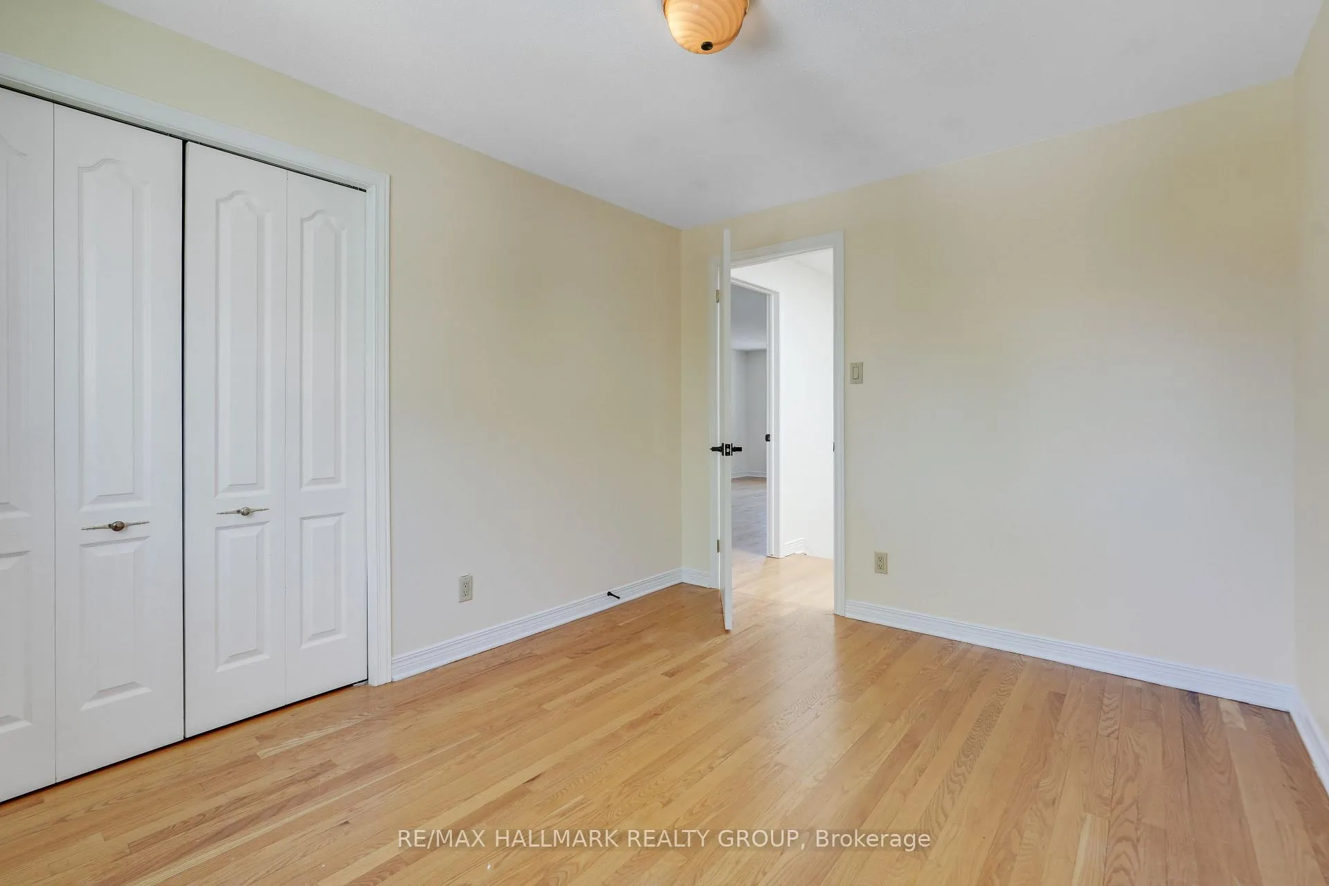 Photo 28 of 21 Dalecroft Crescent, Ottawa, Centrepointe — HOMEH
