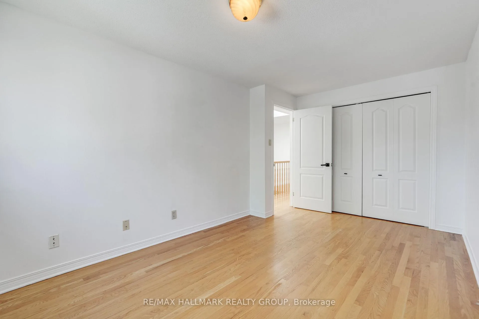 Photo 32 of 21 Dalecroft Crescent, Ottawa, Centrepointe — HOMEH