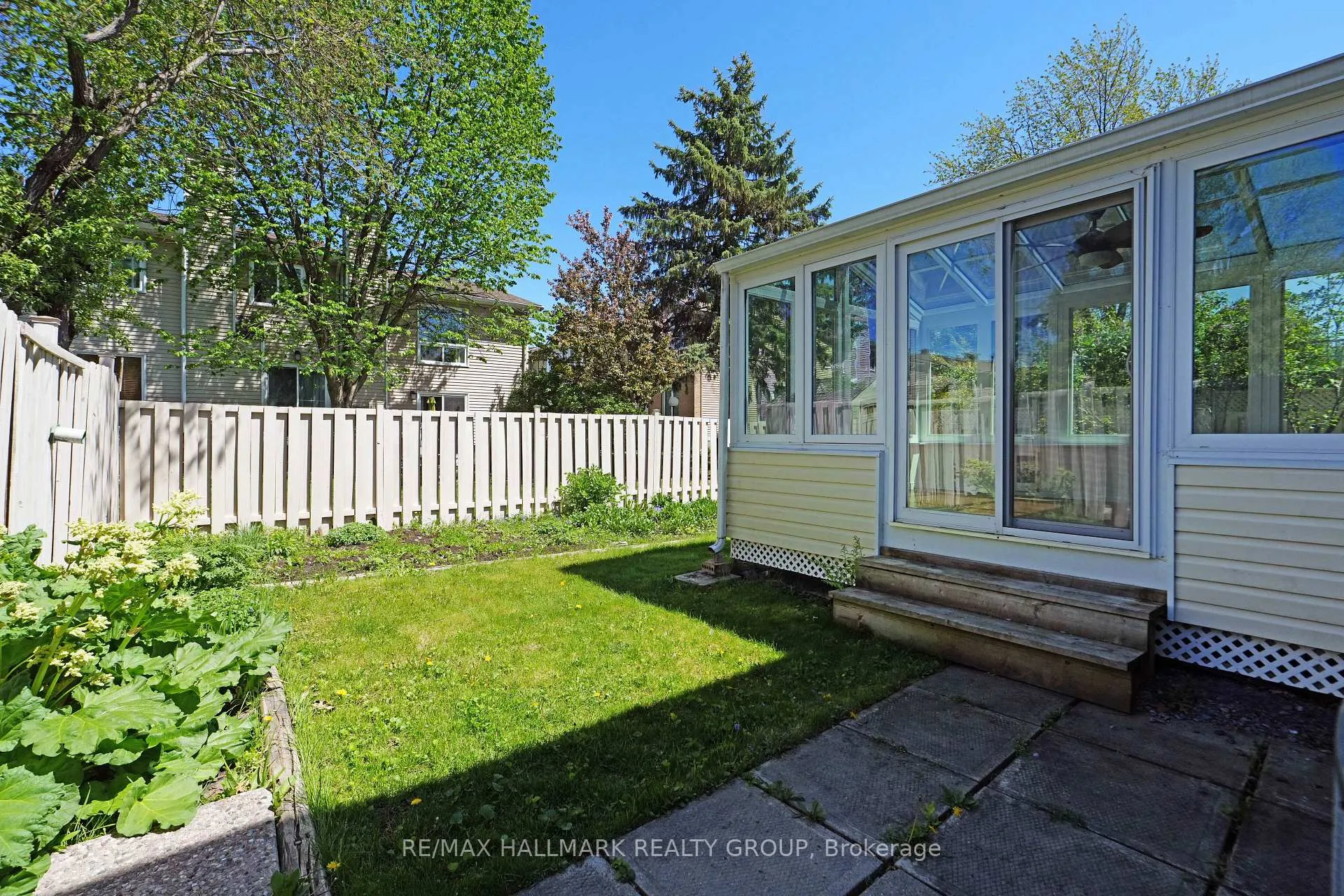 Photo 46 of 21 Dalecroft Crescent, Ottawa, Centrepointe — HOMEH