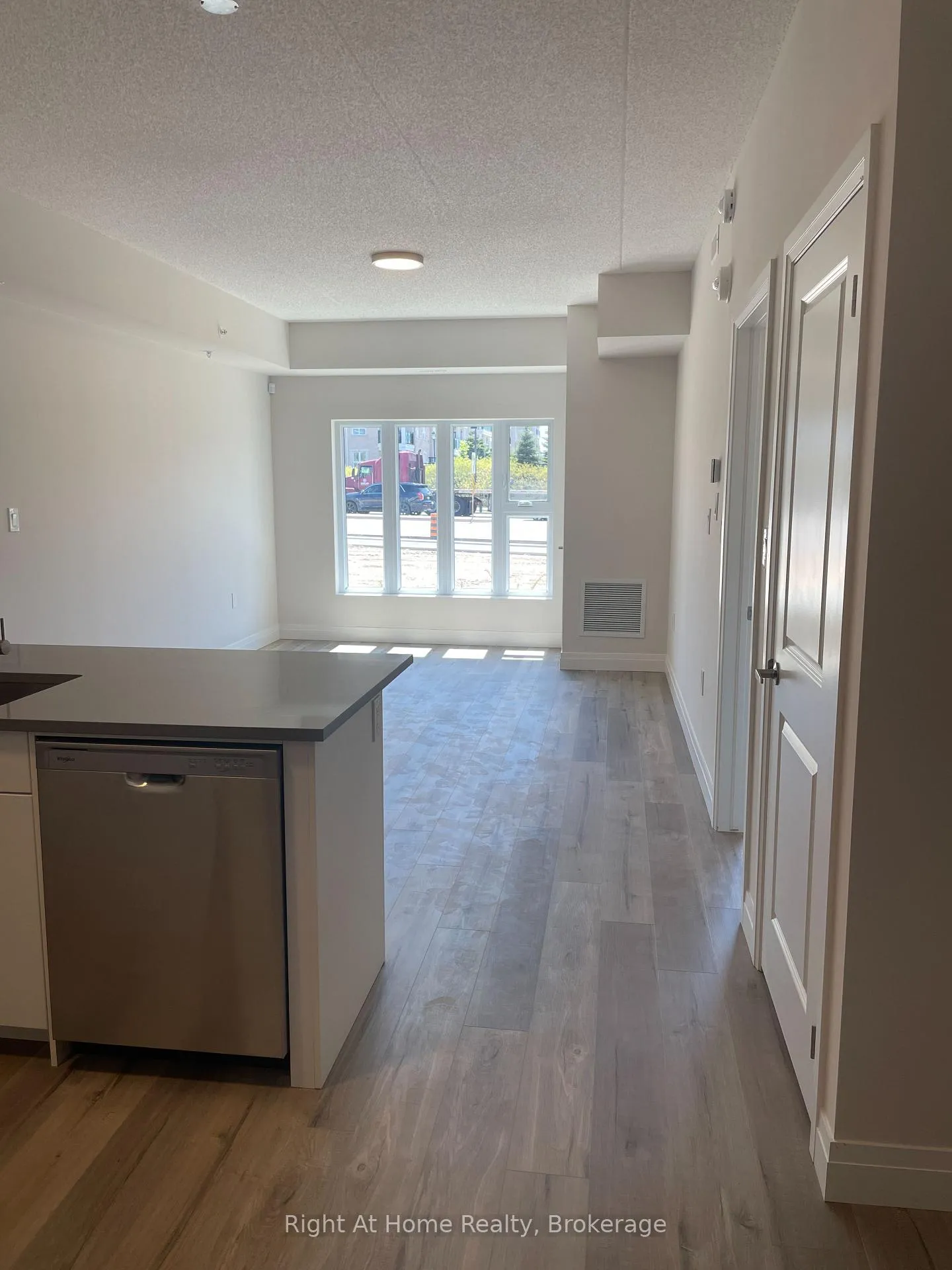 Photo 2 of Unit 115, 6415 Regional Road 25, Milton, Coates — HOMEH