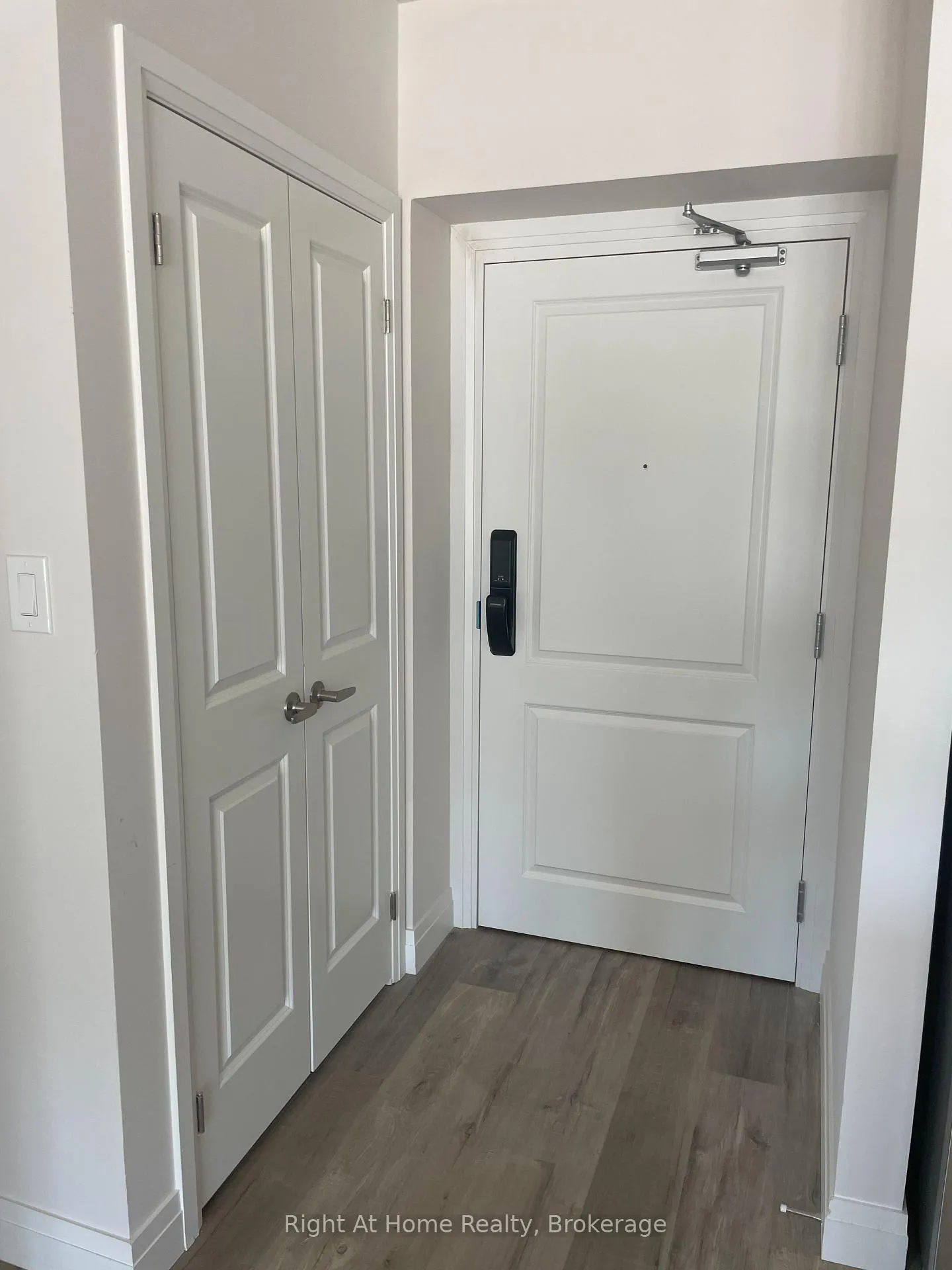 Photo 6 of Unit 115, 6415 Regional Road 25, Milton, Coates — HOMEH
