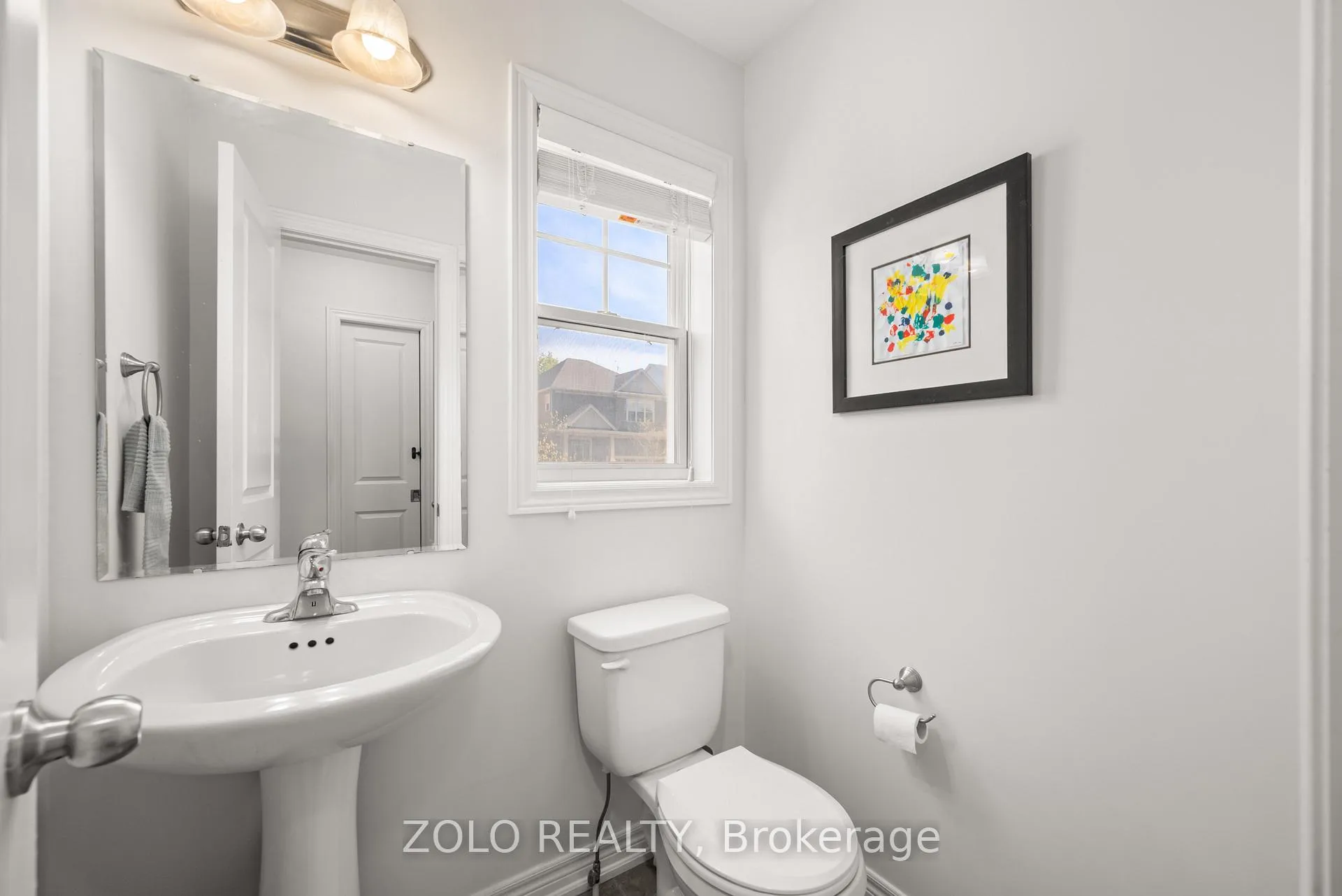 Photo 13 of 227 Rowberry Boulevard, Peterborough, Northcrest Ward 5 — HOMEH
