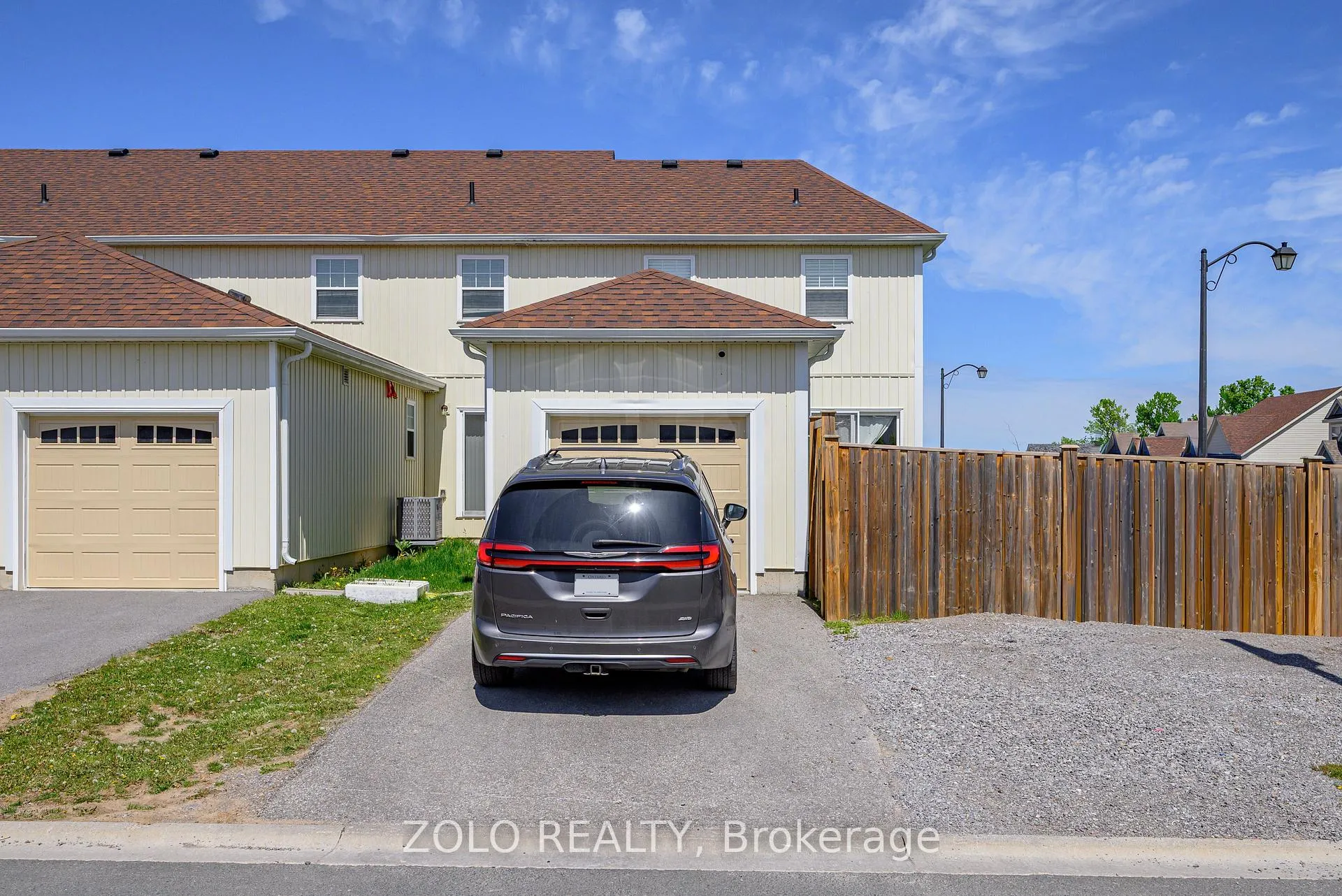 Photo 41 of 227 Rowberry Boulevard, Peterborough, Northcrest Ward 5 — HOMEH
