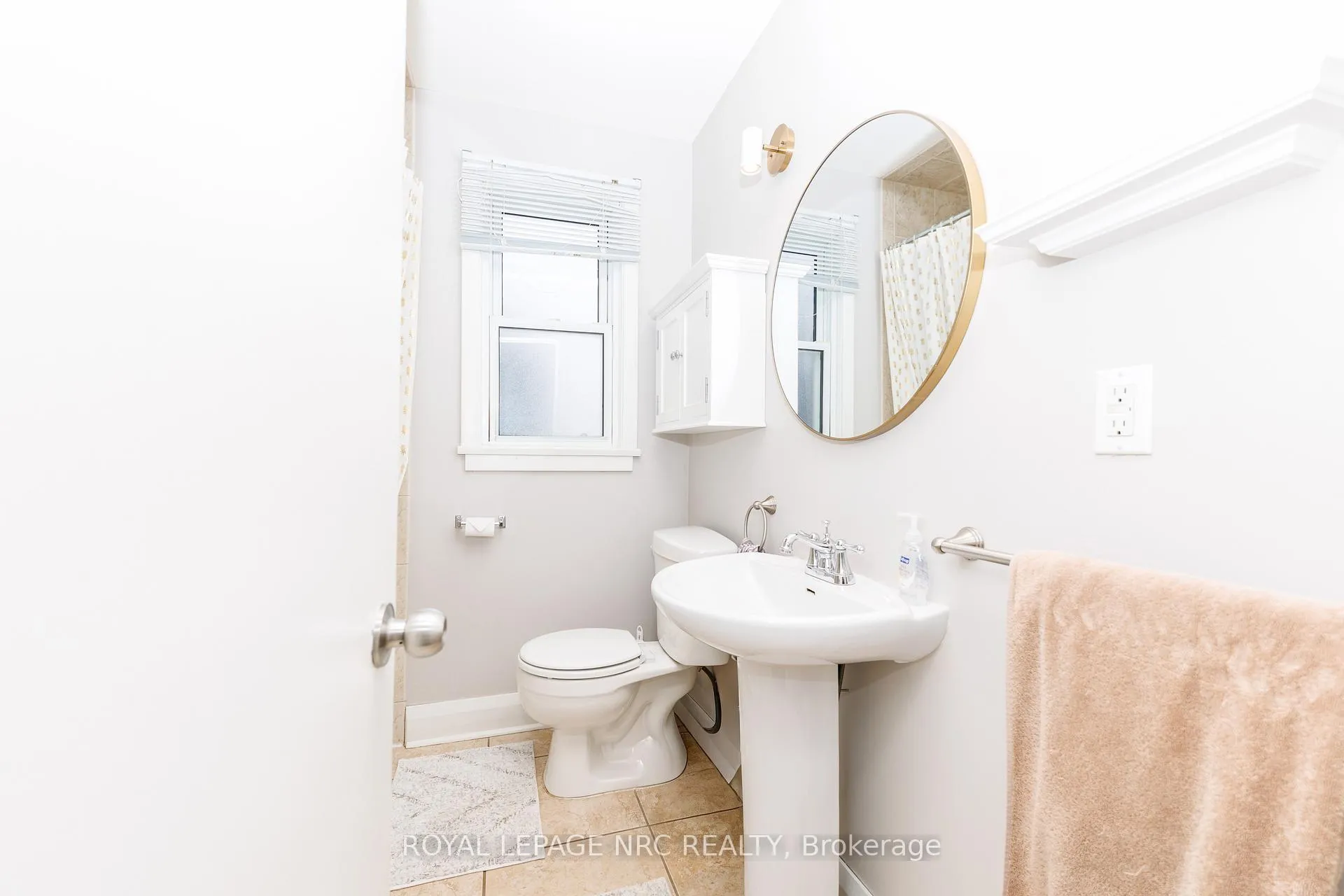 Photo 13 of 41 McDonald Avenue, Thorold, Thorold Downtown — HOMEH