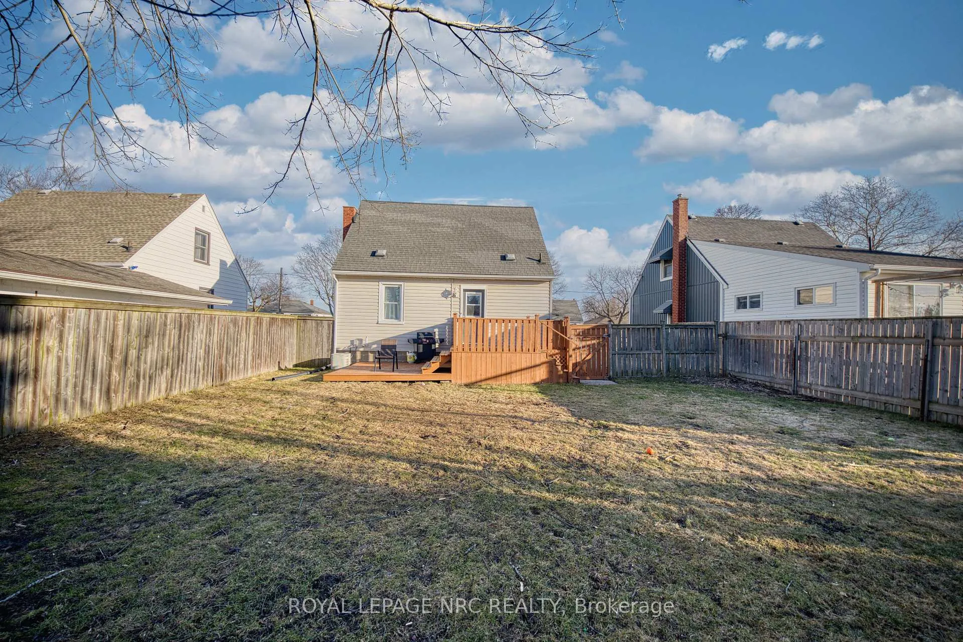 Photo 27 of 41 McDonald Avenue, Thorold, Thorold Downtown — HOMEH