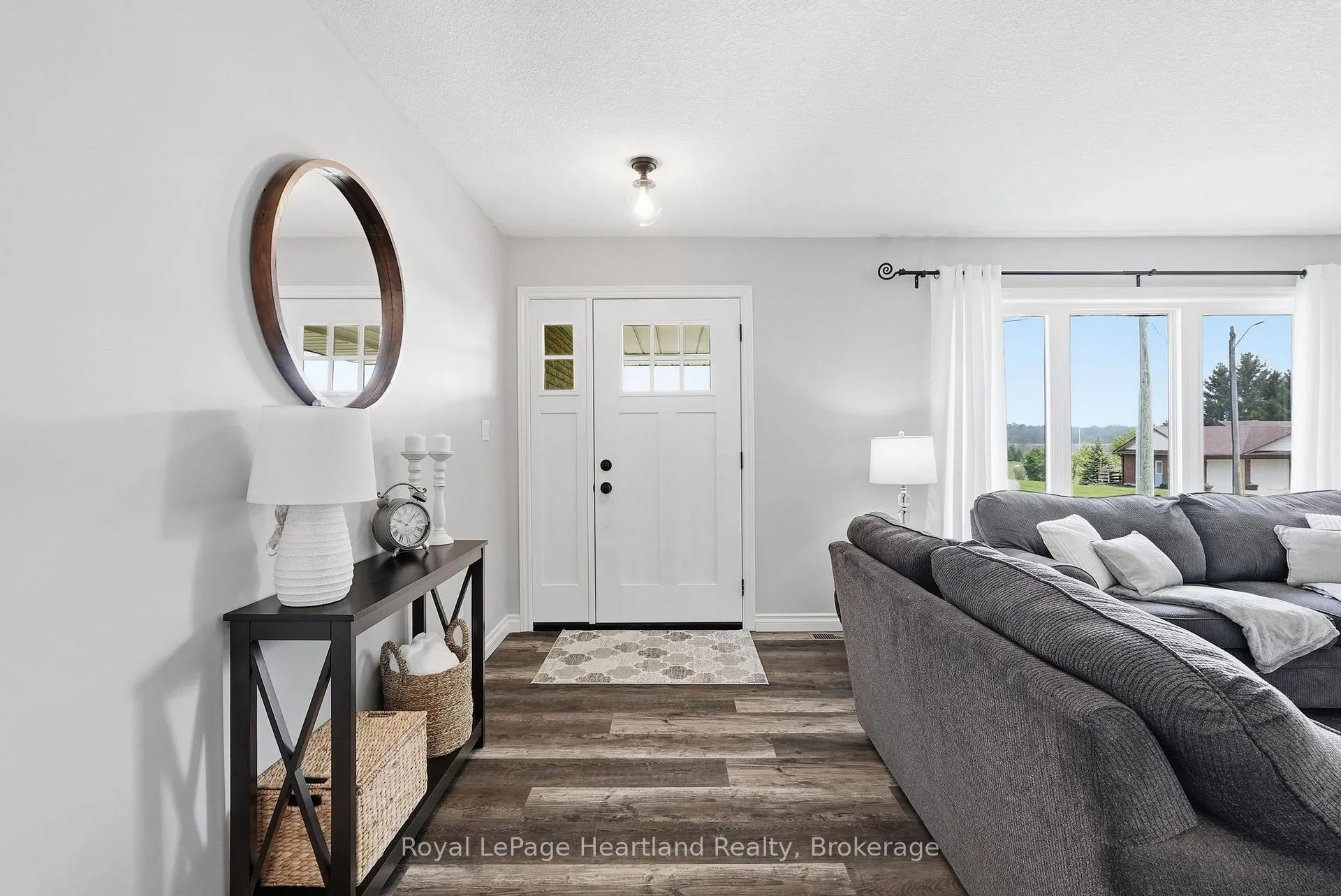 Photo 10 of 17 Brown Street N, Minto — HOMEH
