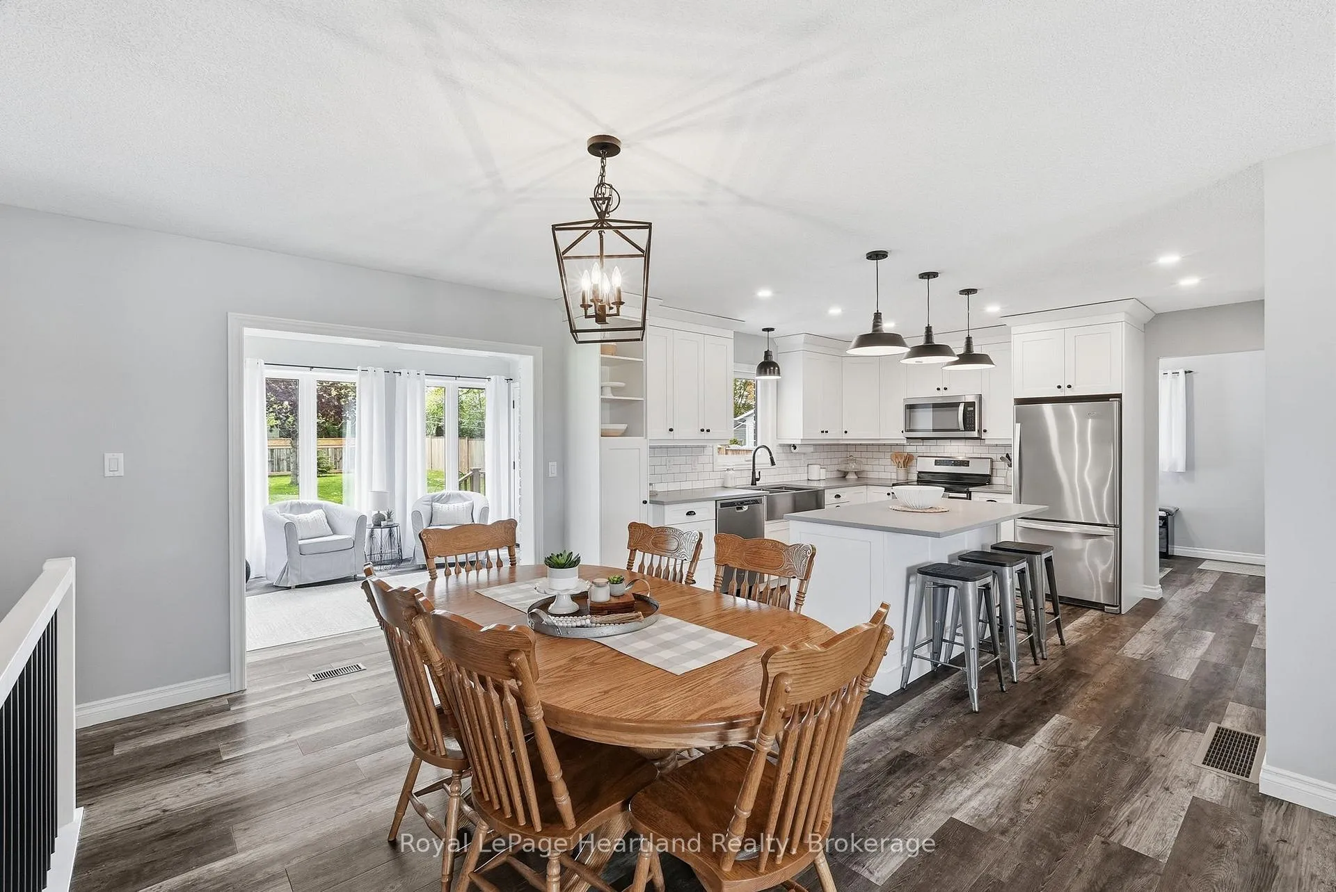 Photo 15 of 17 Brown Street N, Minto — HOMEH