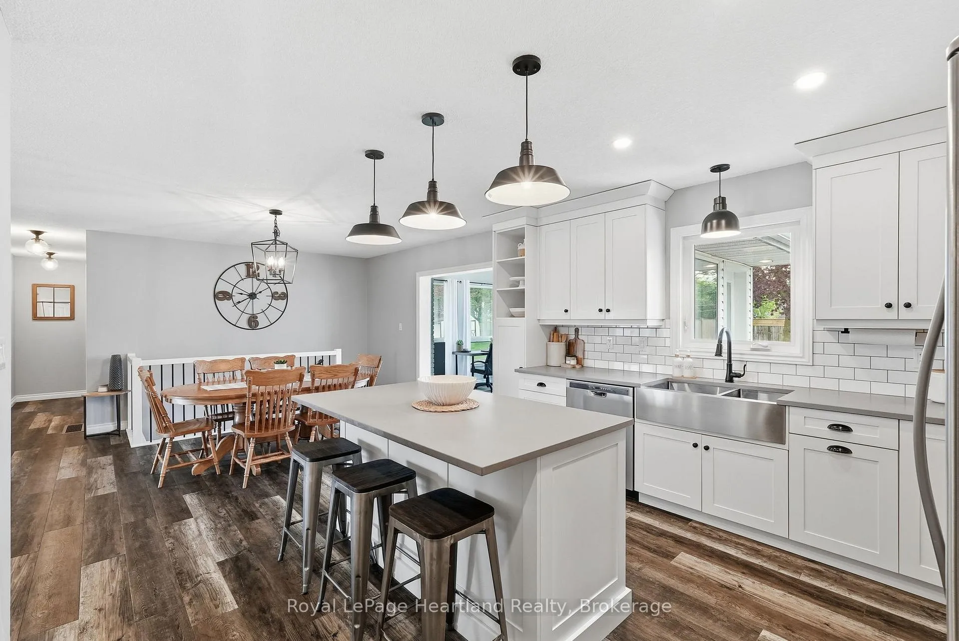 Photo 21 of 17 Brown Street N, Minto — HOMEH