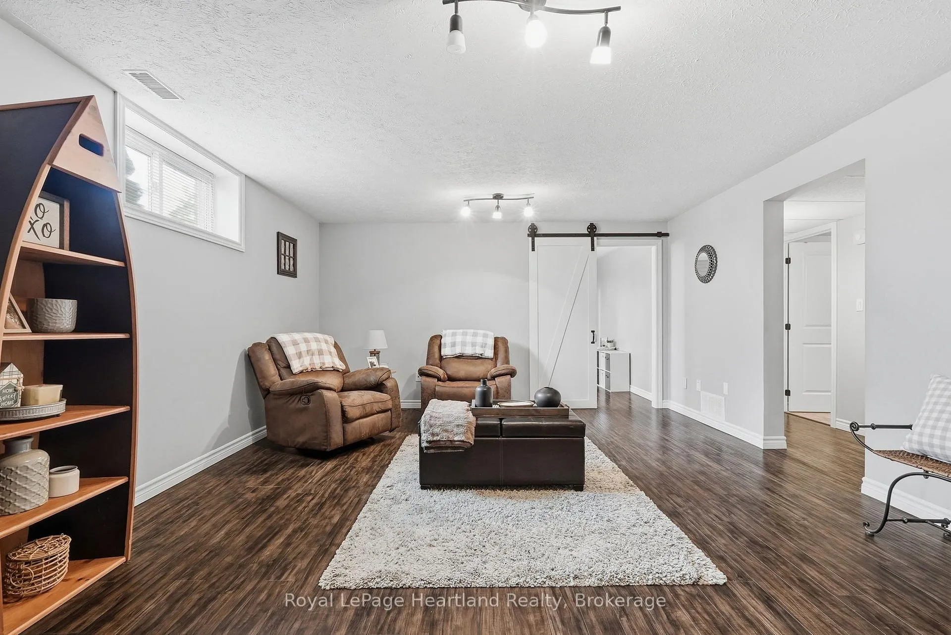 Photo 36 of 17 Brown Street N, Minto — HOMEH